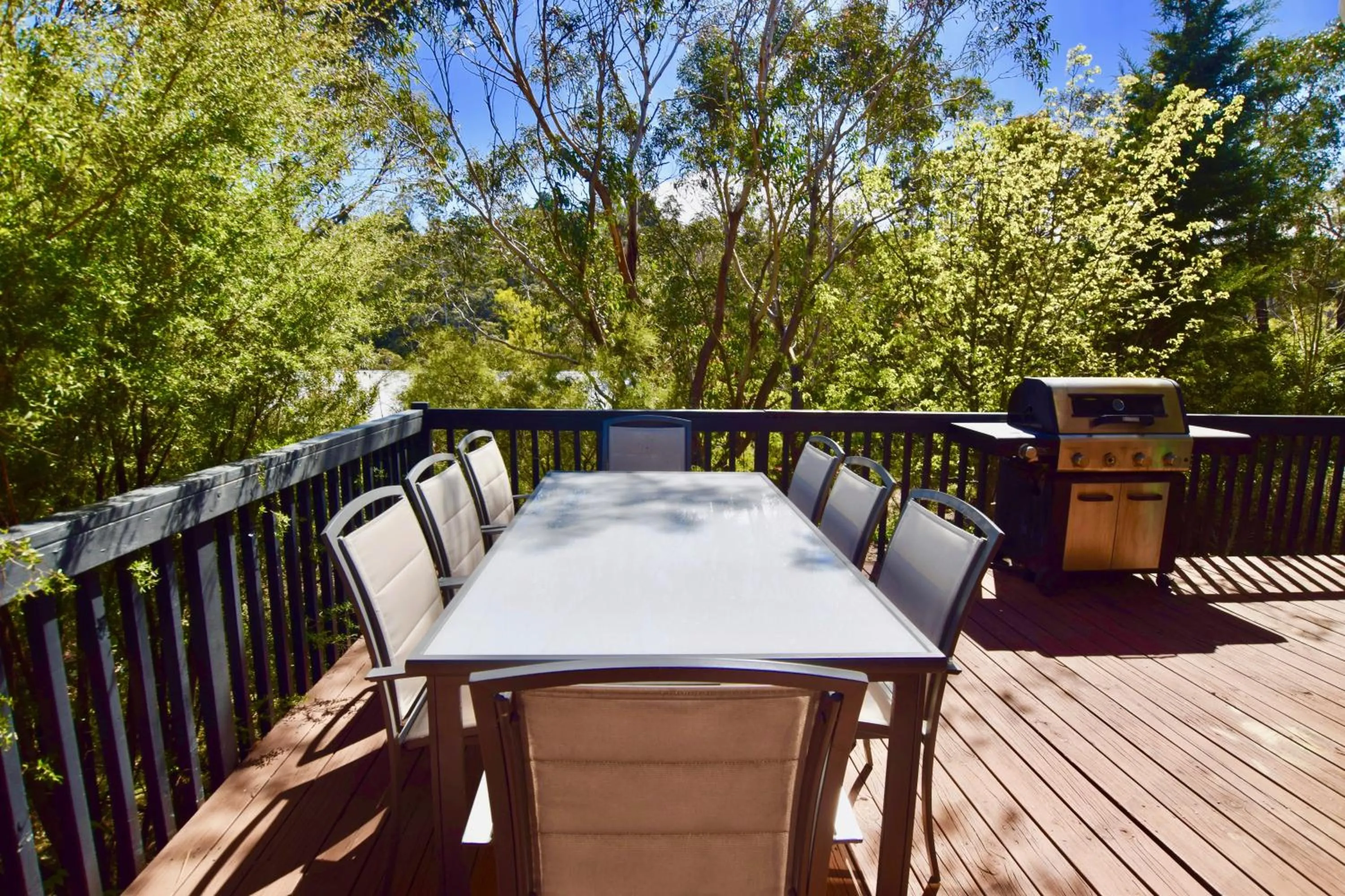 Sublime Cedar Lodge Leura