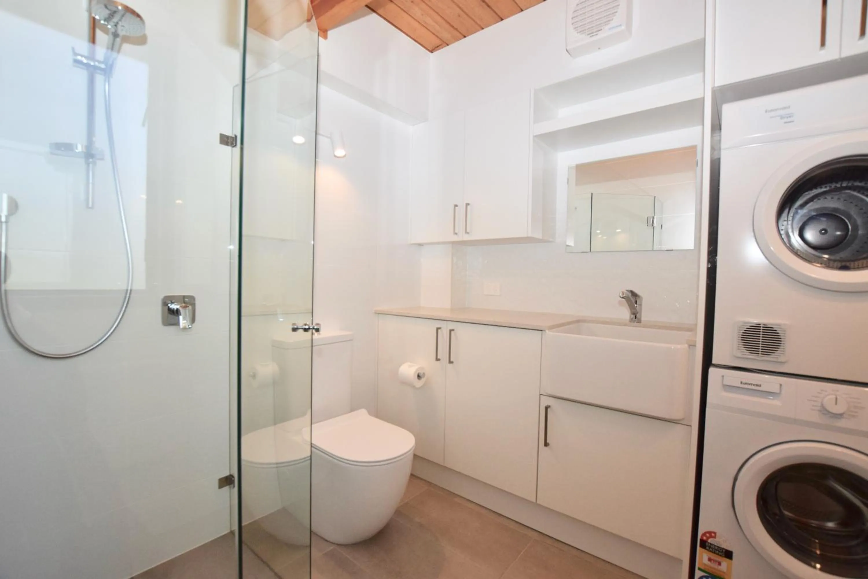 Sublime Cedar Lodge Leura