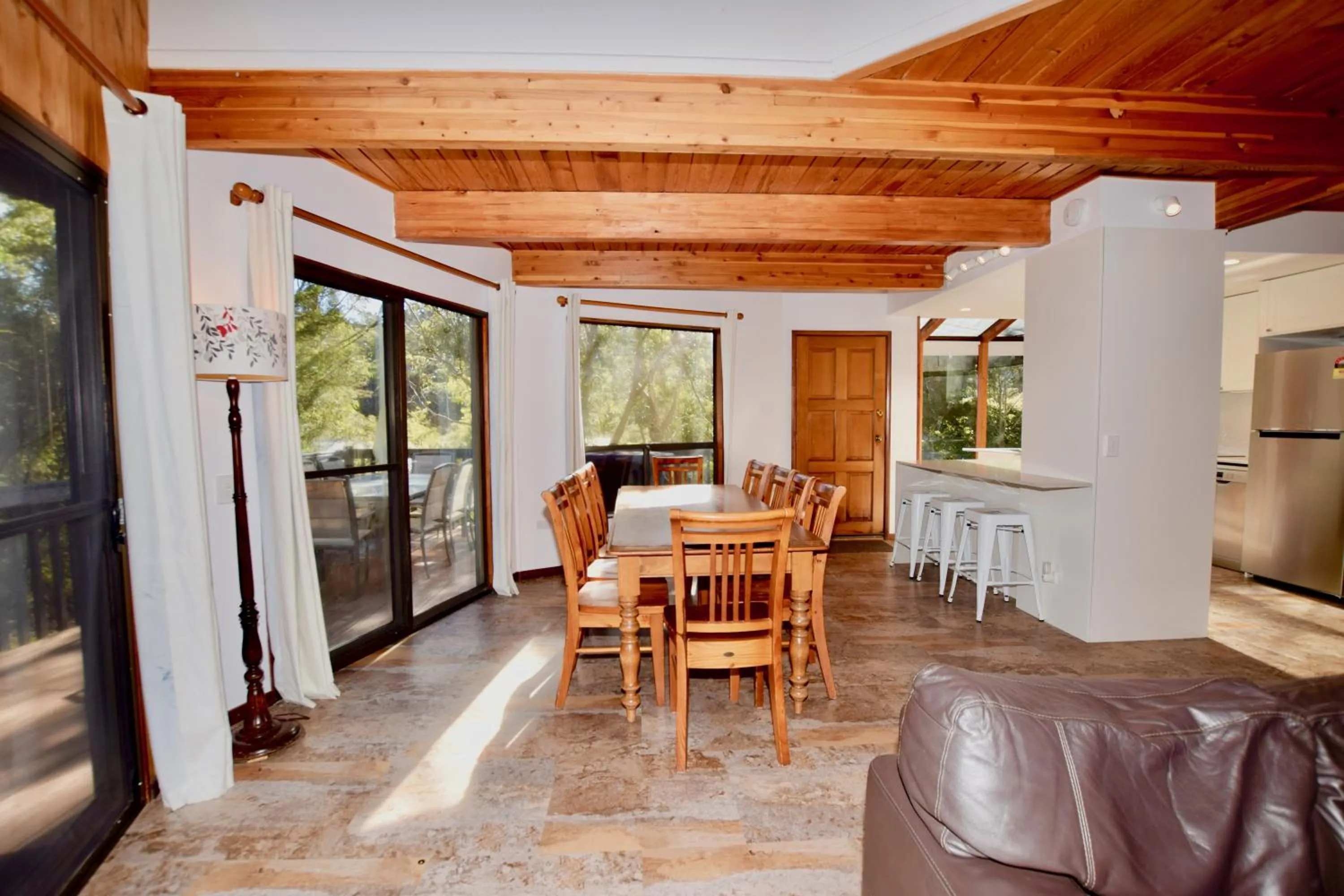 Sublime Cedar Lodge Leura