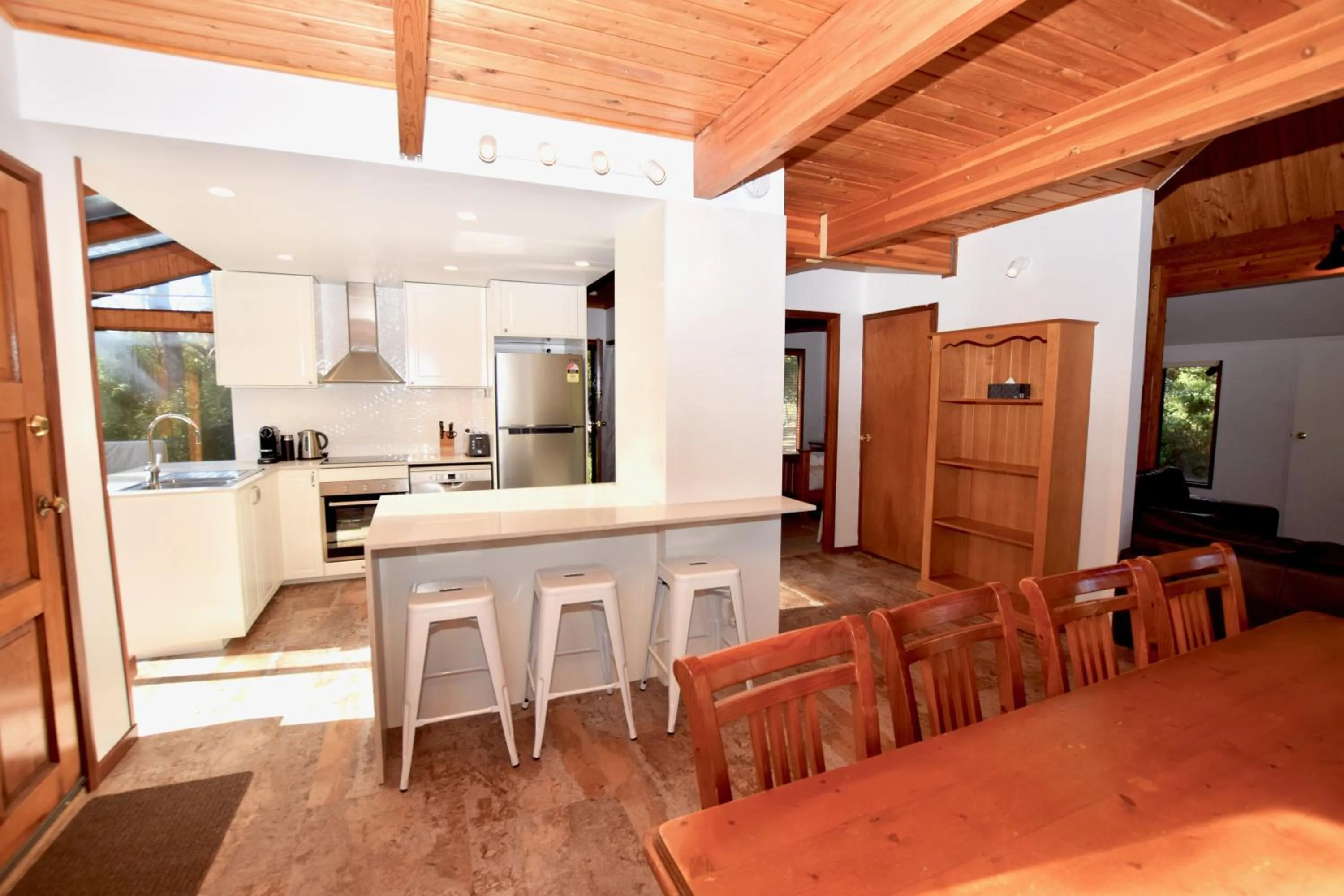 Sublime Cedar Lodge Leura