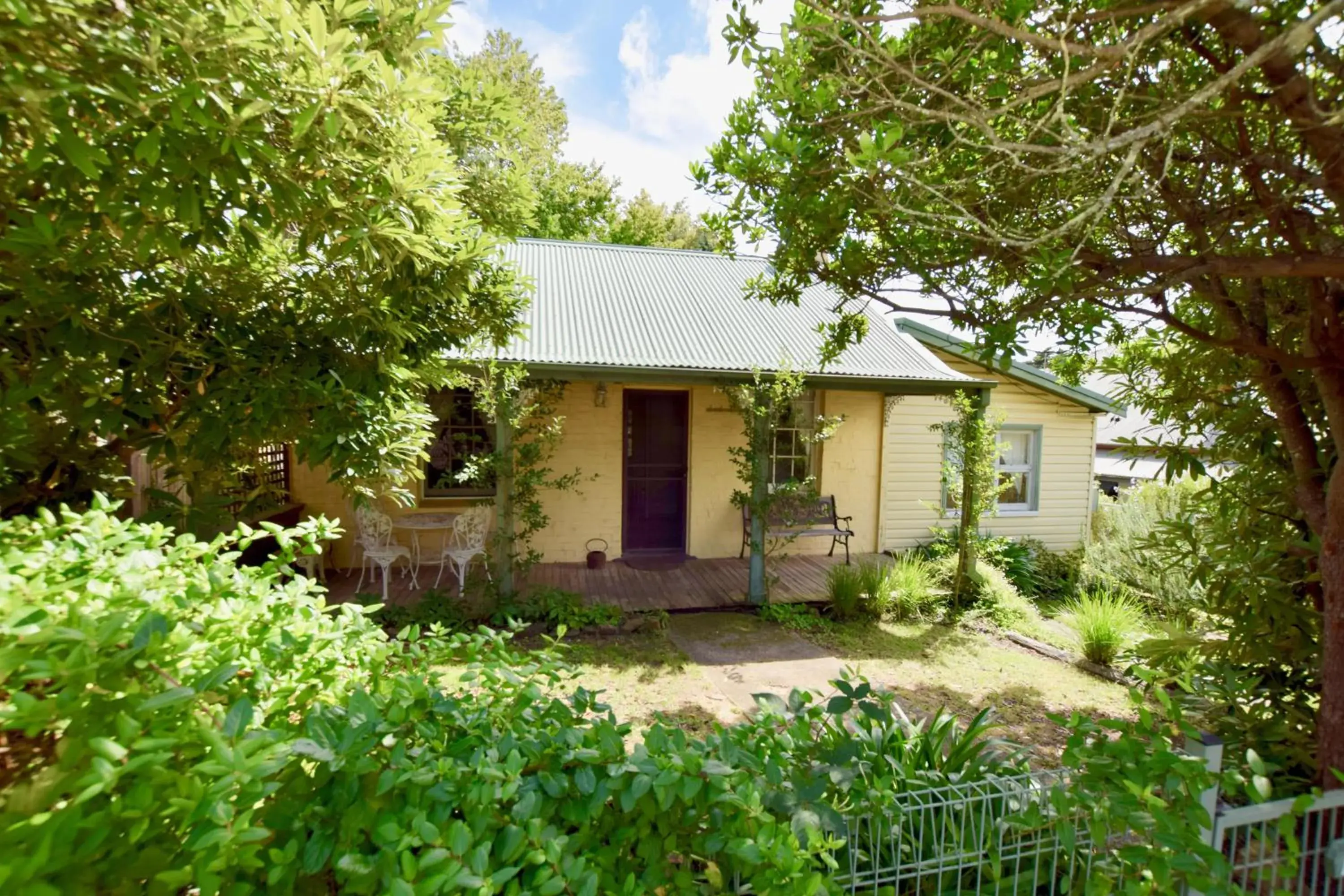Waragil Cottage - Original Settler's Home Waragil Cottage - Original Settler's Home