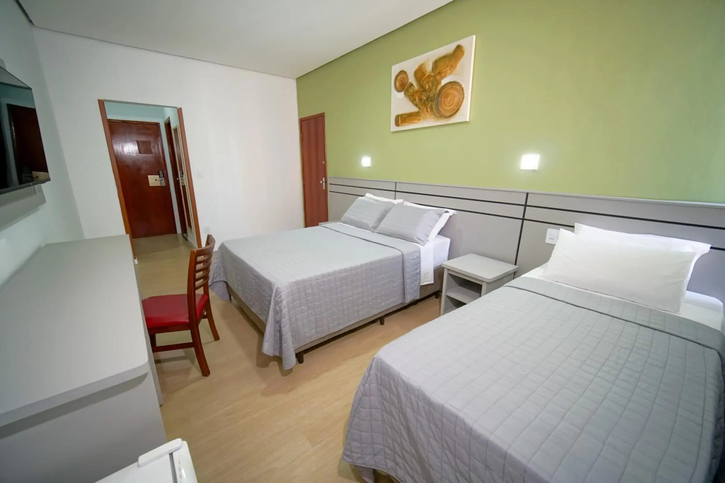 View (from property/room), Bed in Hotel Nacional Inn Poços de Caldas - Lazer completo e Gastronomia no Centro View (from property/room), Bed in Hotel Nacional Inn Poços de Caldas - Lazer completo e Gastronomia no Centro