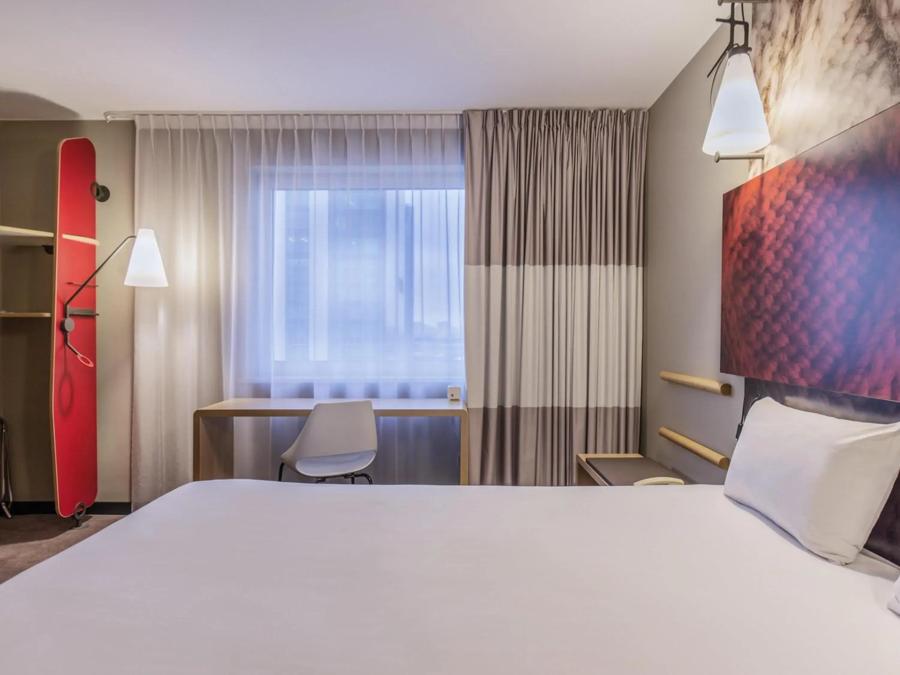 Bedroom, Bed in Ibis Poznan Centrum Bedroom, Bed in Ibis Poznan Centrum