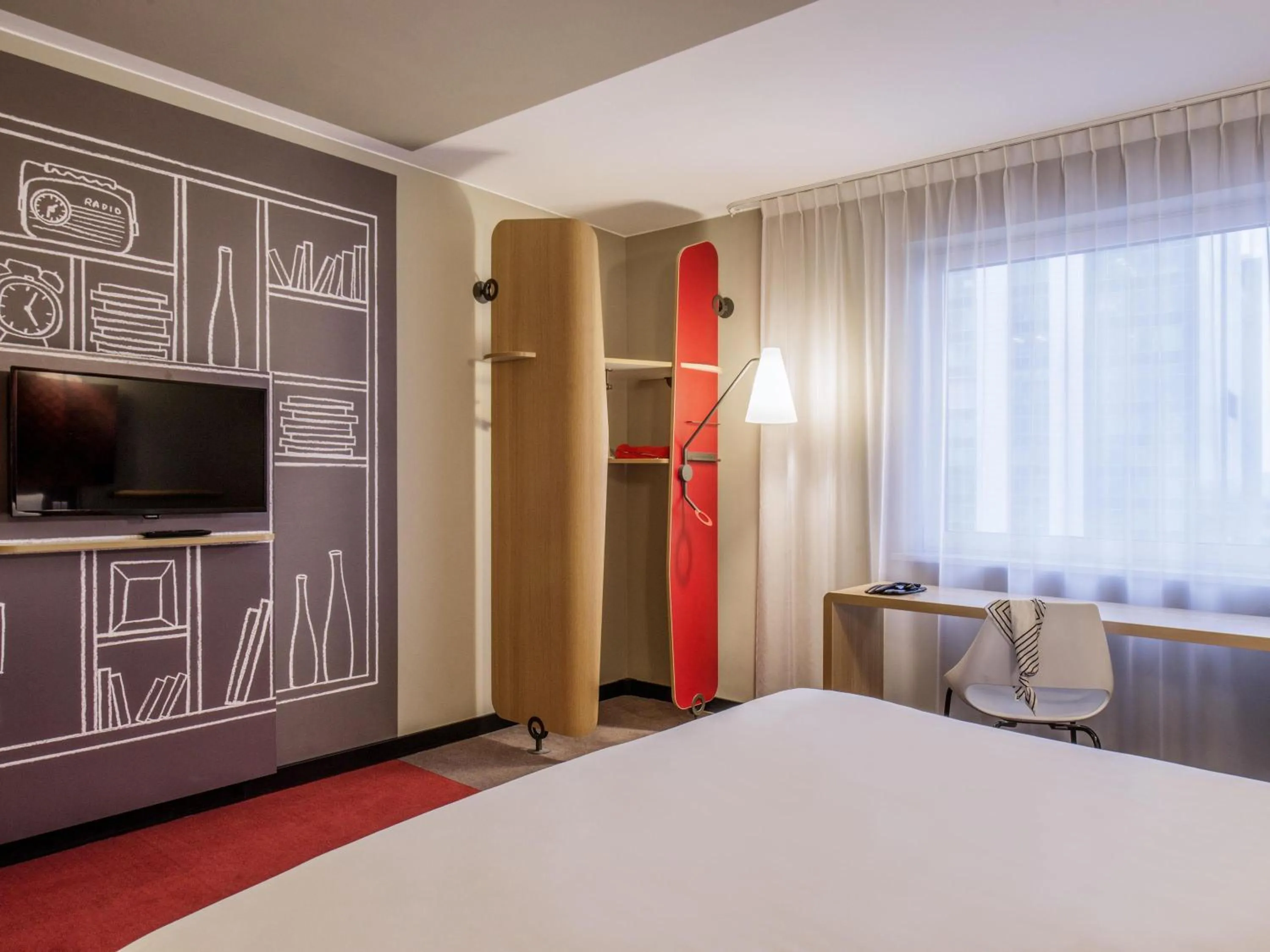 Bedroom, Bed in Ibis Poznan Centrum