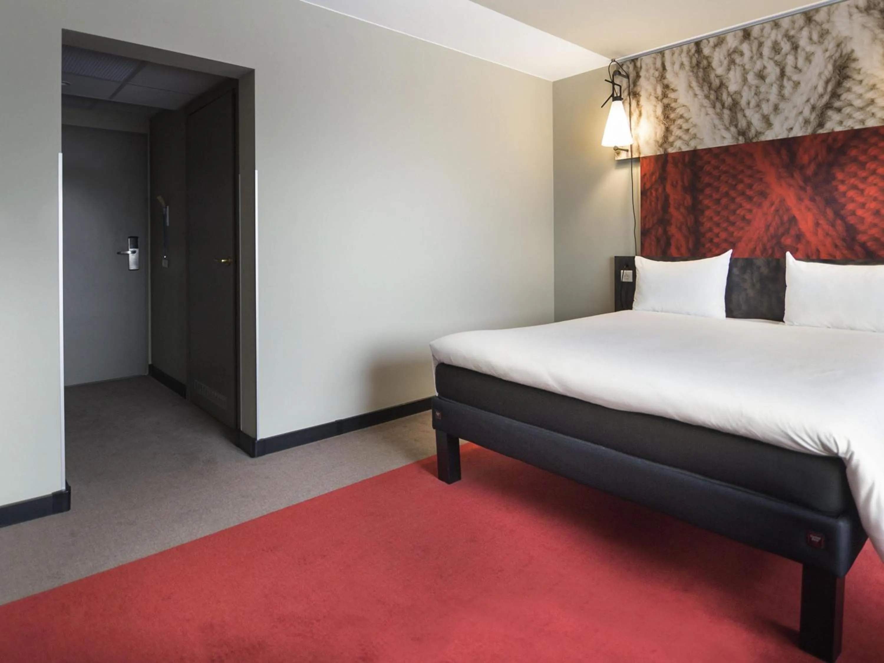 Bedroom, Bed in Ibis Poznan Centrum