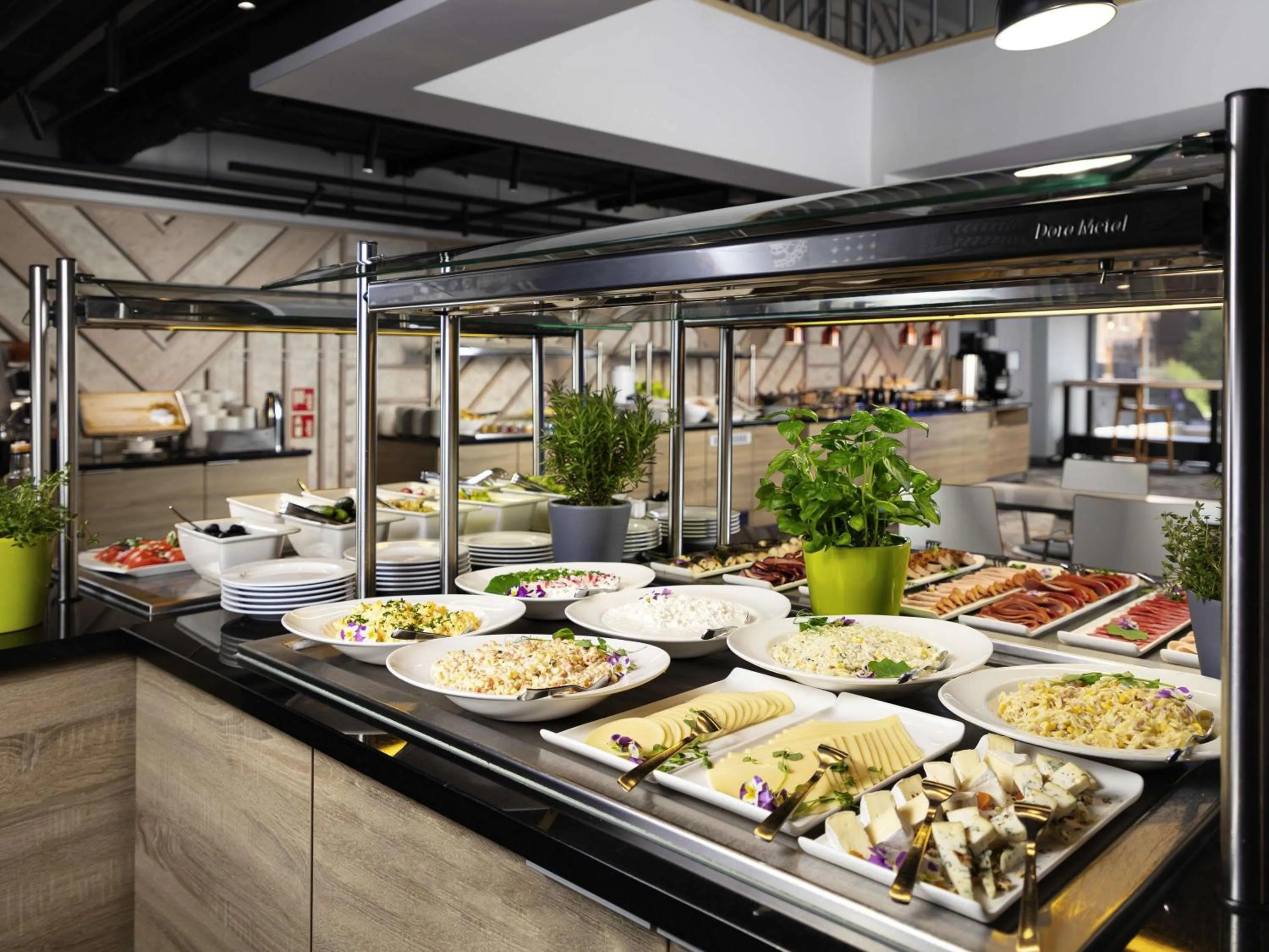 Breakfast in Ibis Poznan Centrum