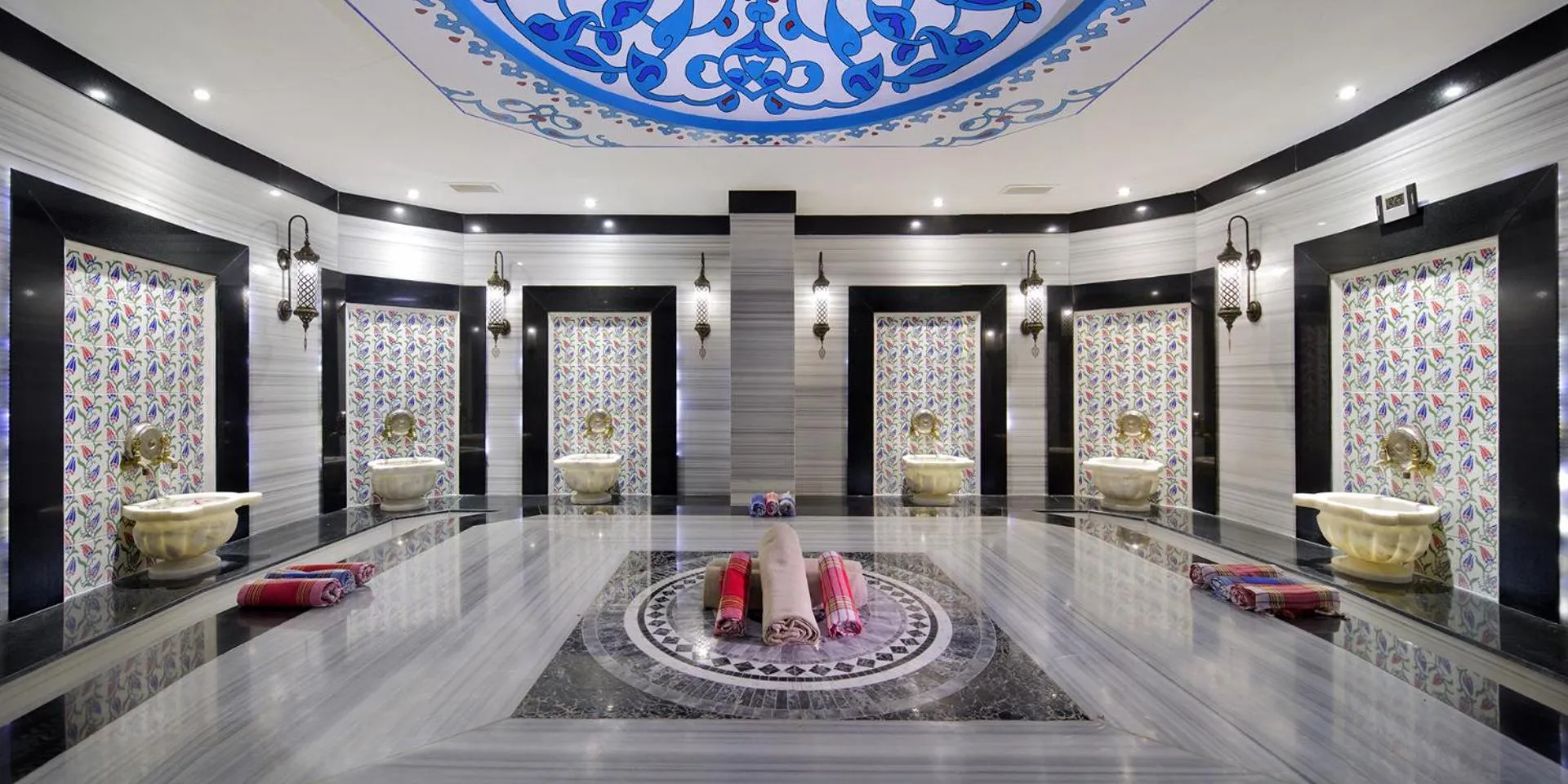 Public Bath in Villa Sunflower Hotel - All Inclusive