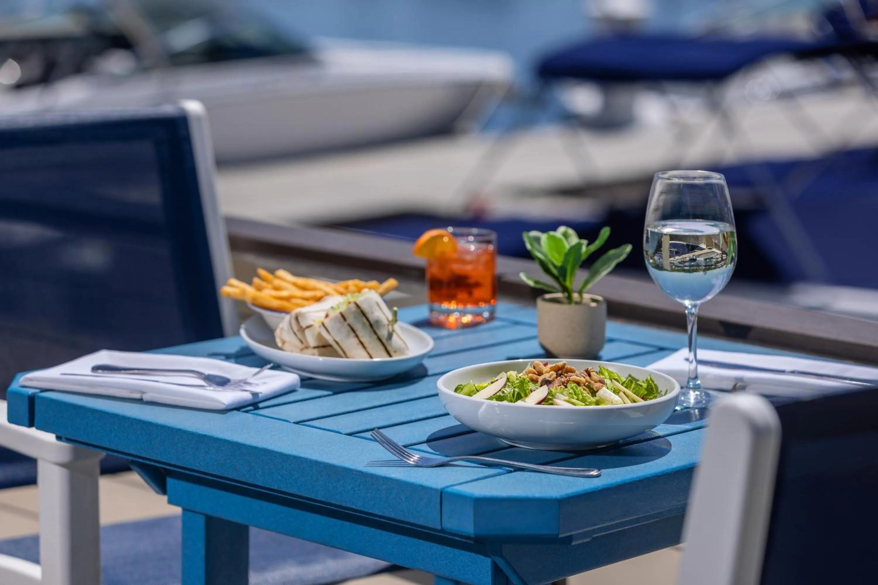 Restaurant/places to eat in The Abbey Resort