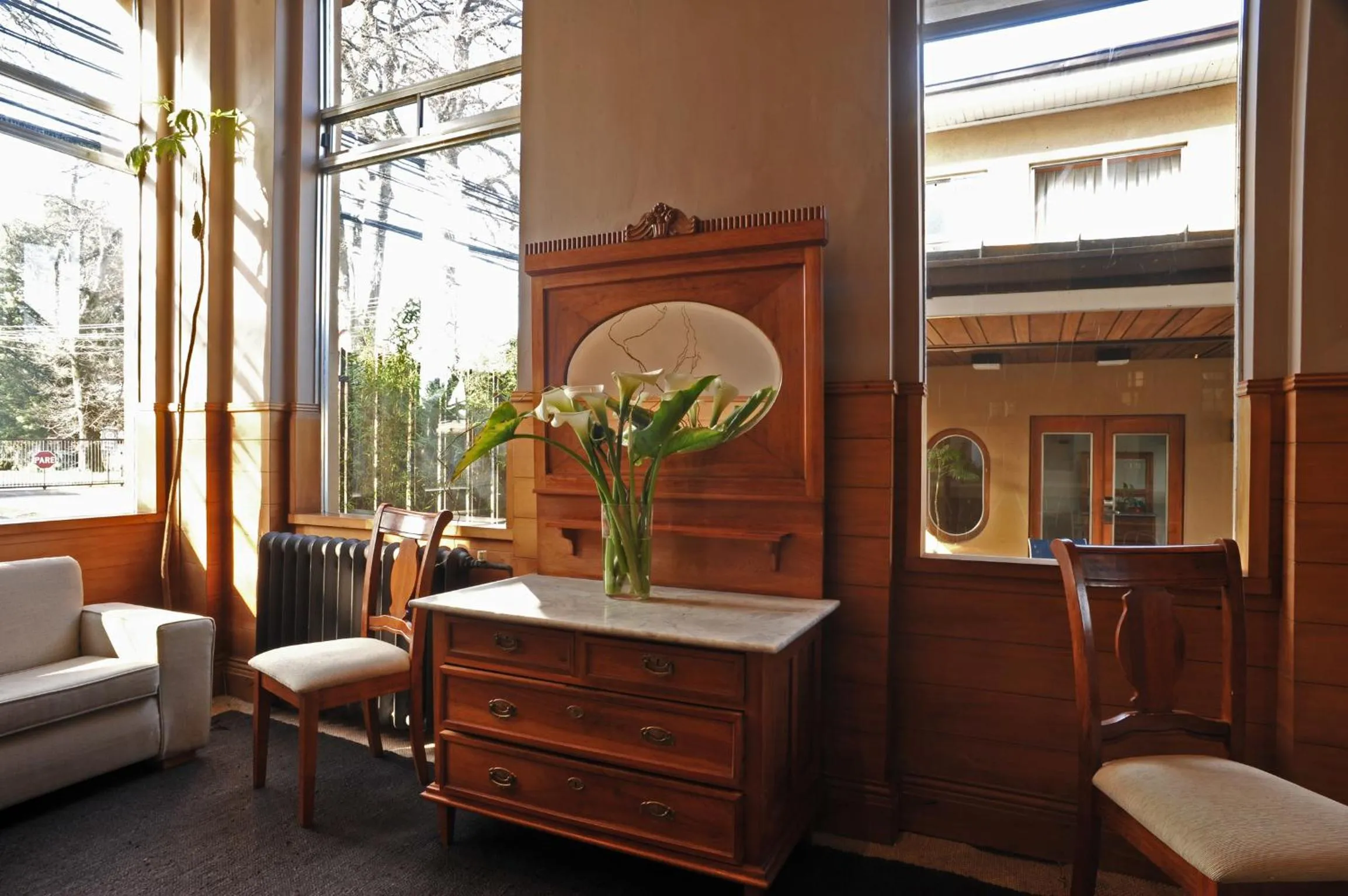 Decorative detail in Hotel Naguilan