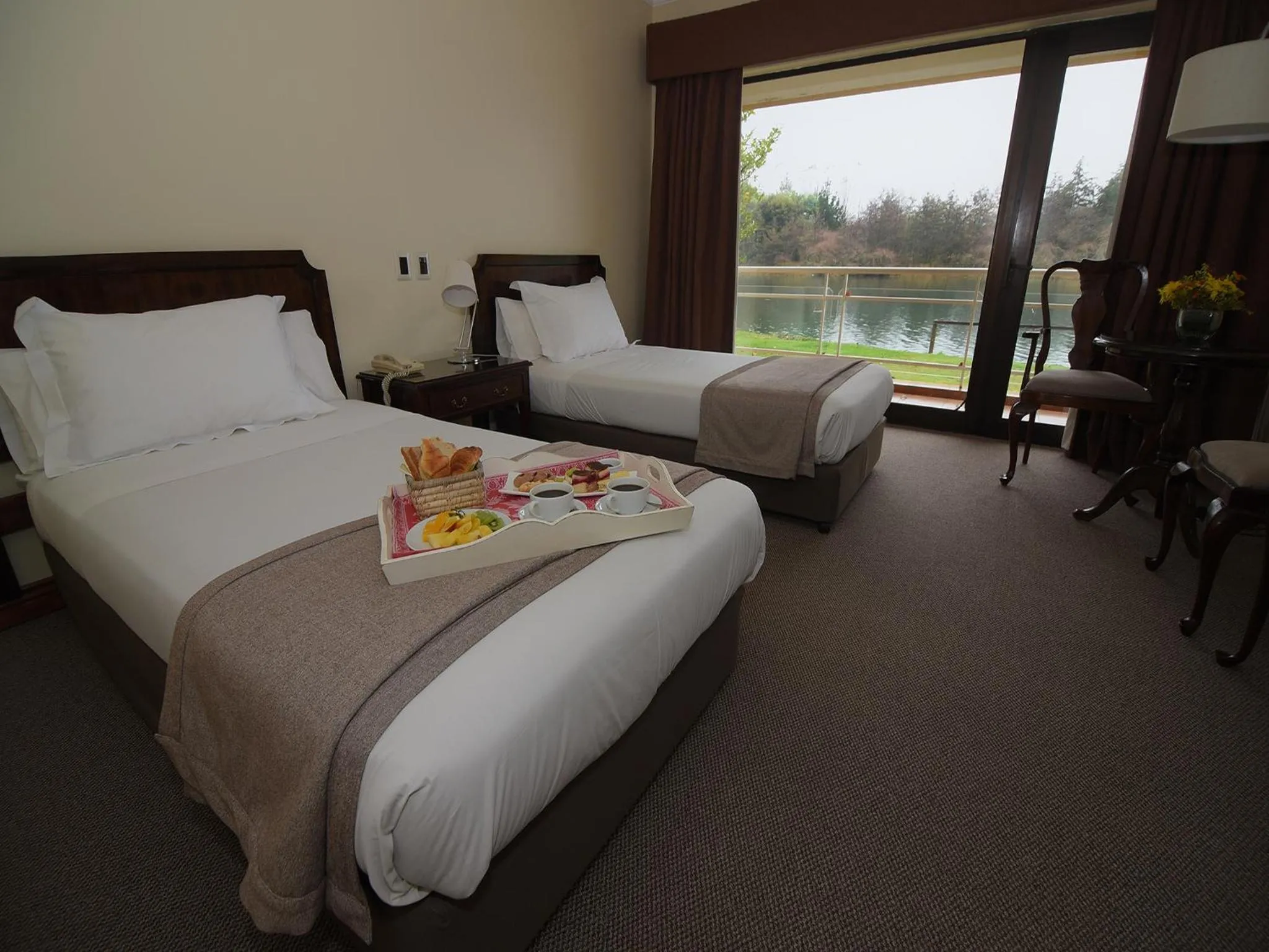 Photo of the whole room, Bed in Hotel Naguilan