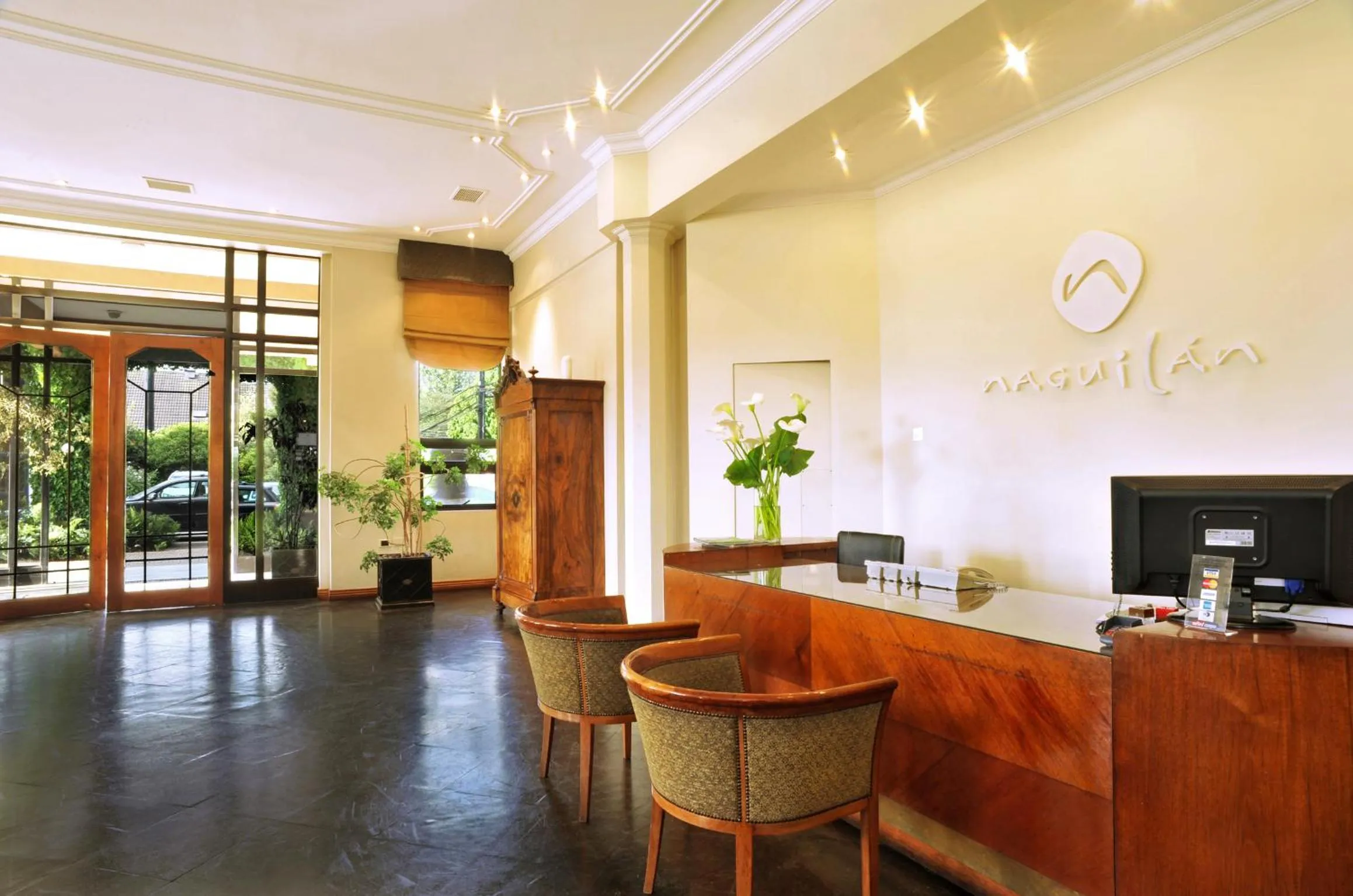 Lobby or reception in Hotel Naguilan