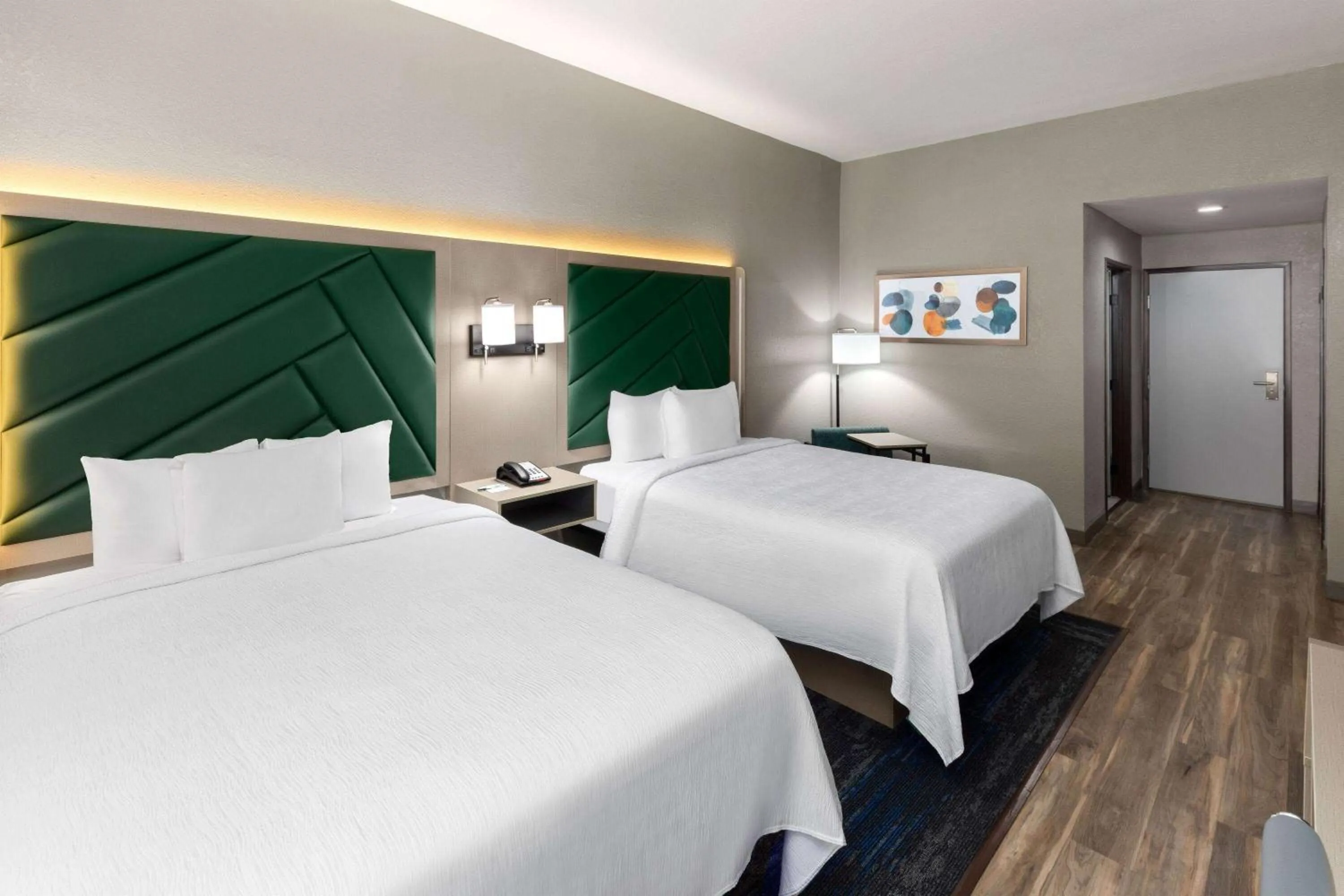 Photo of the whole room, Bed in Wingate by Wyndham Sulphur Near Lake Charles