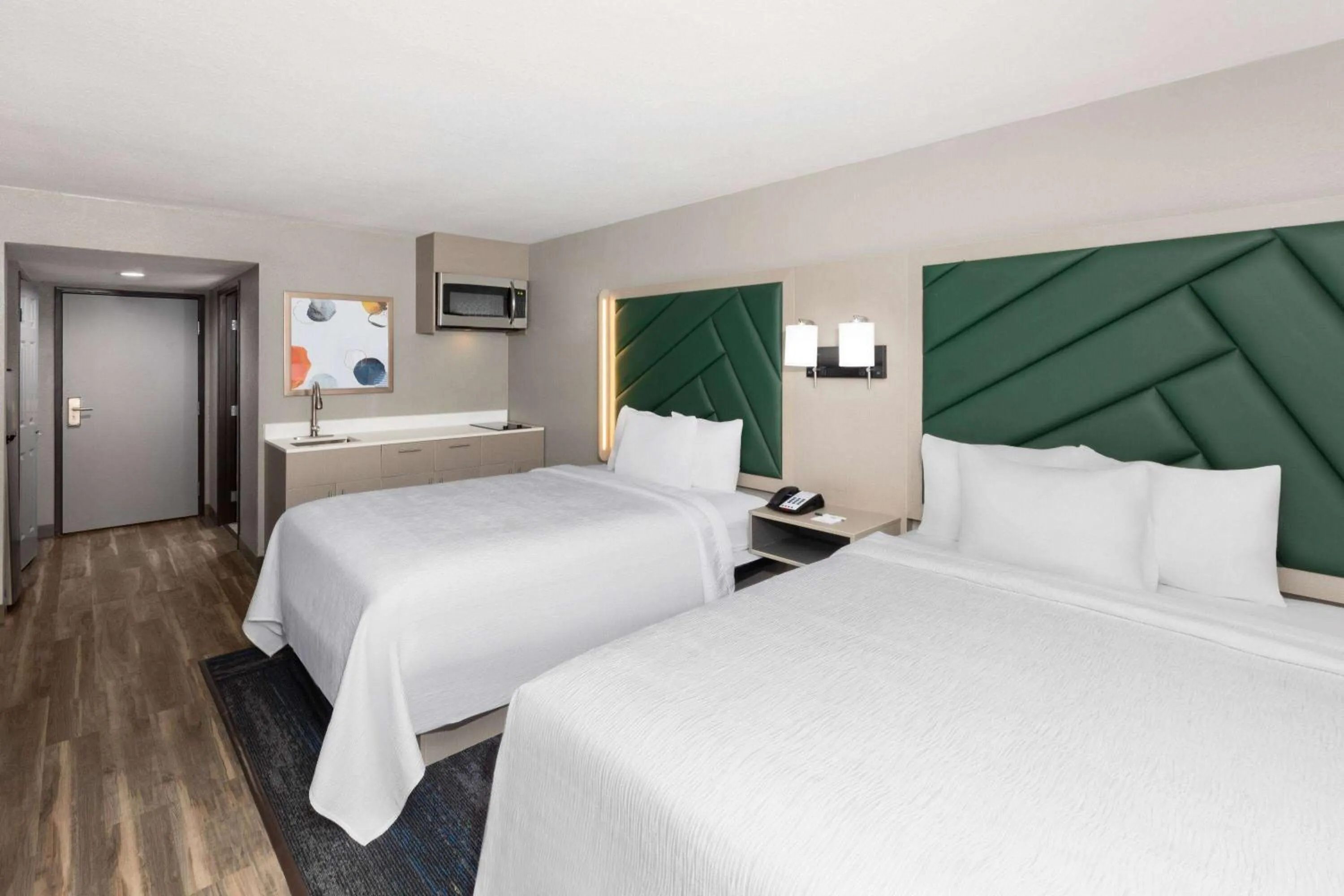 Photo of the whole room, Bed in Wingate by Wyndham Sulphur Near Lake Charles