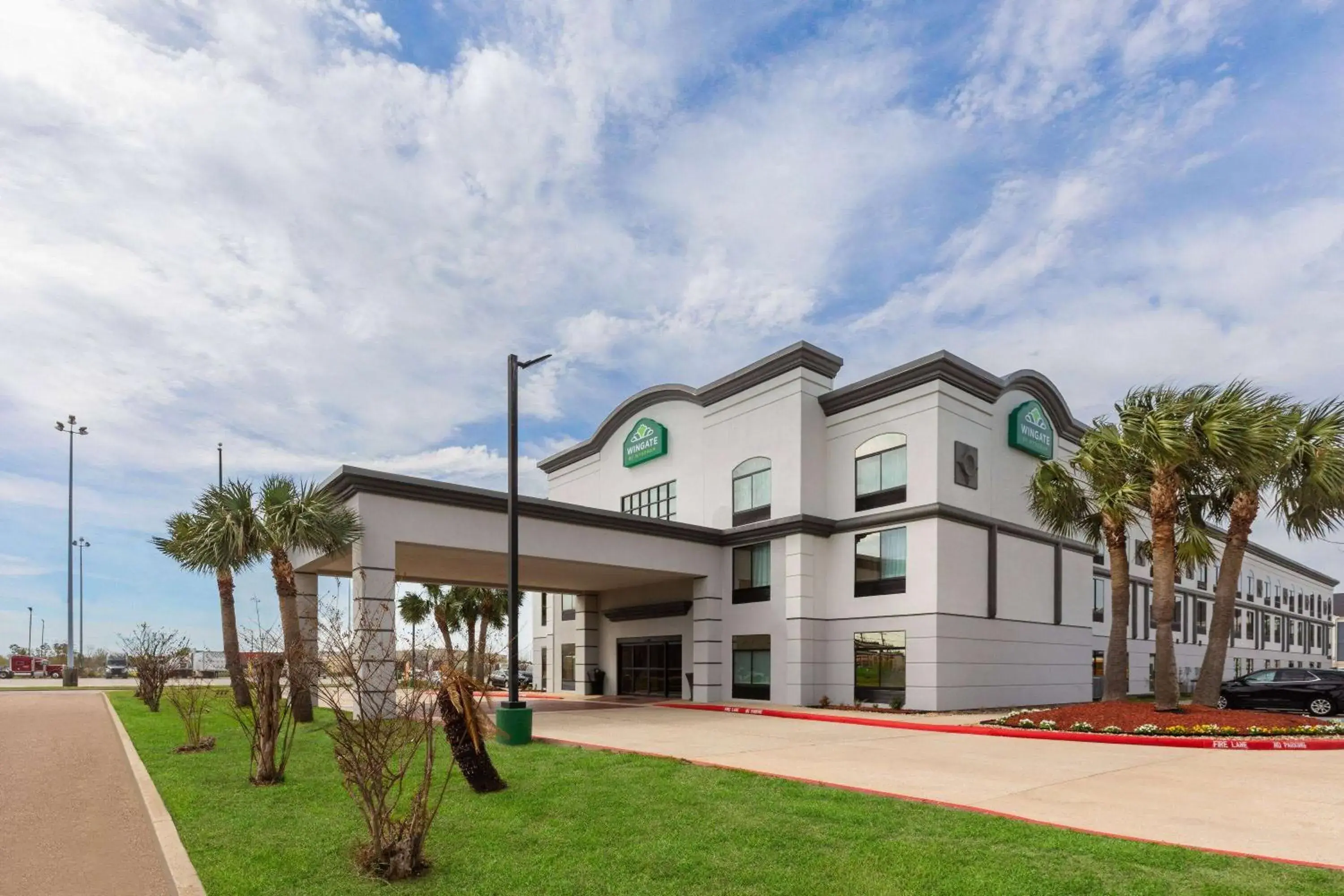 Property building in Wingate by Wyndham Sulphur Near Lake Charles Property building in Wingate by Wyndham Sulphur Near Lake Charles