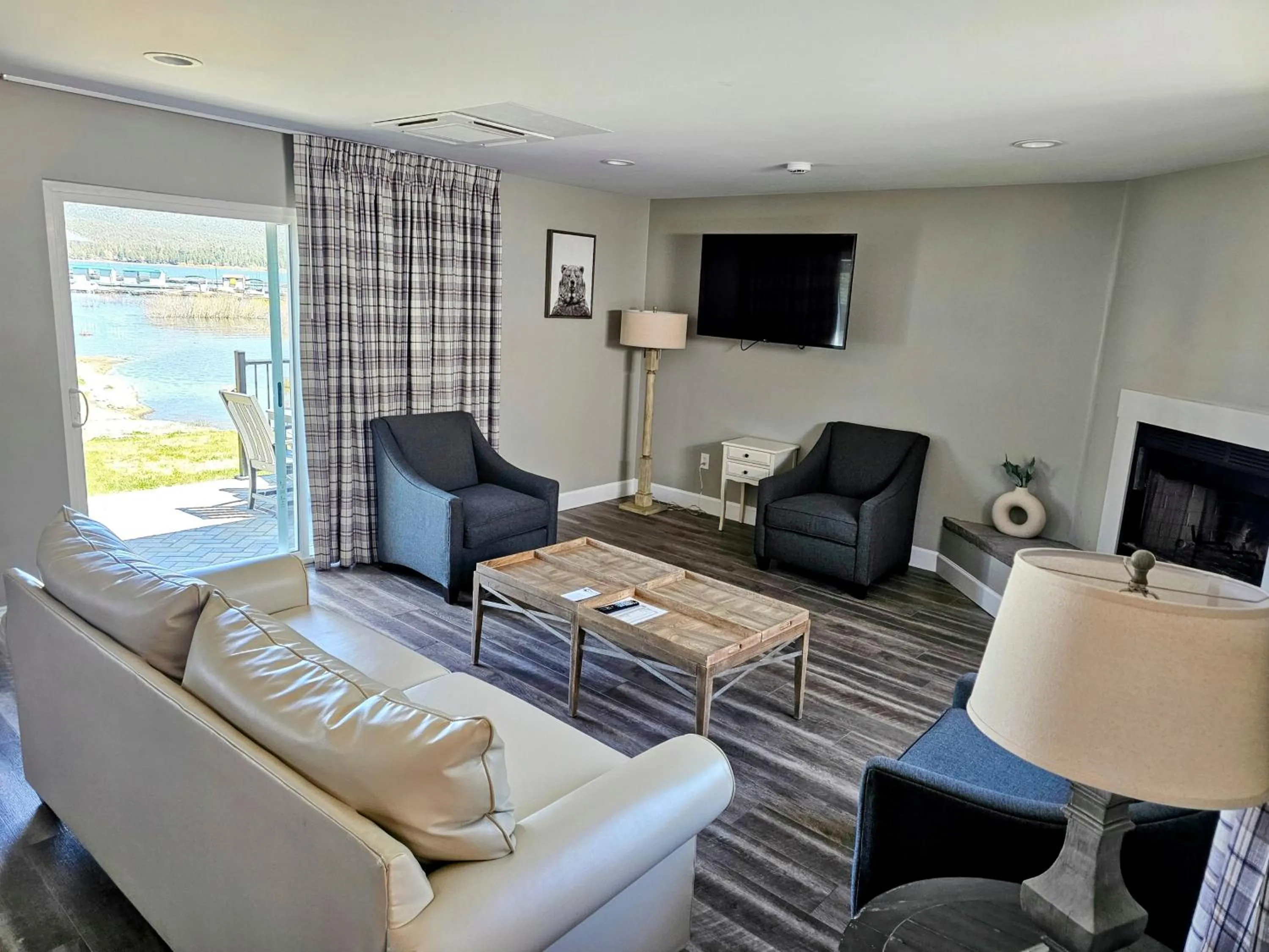 Living room in Big Bear Frontier