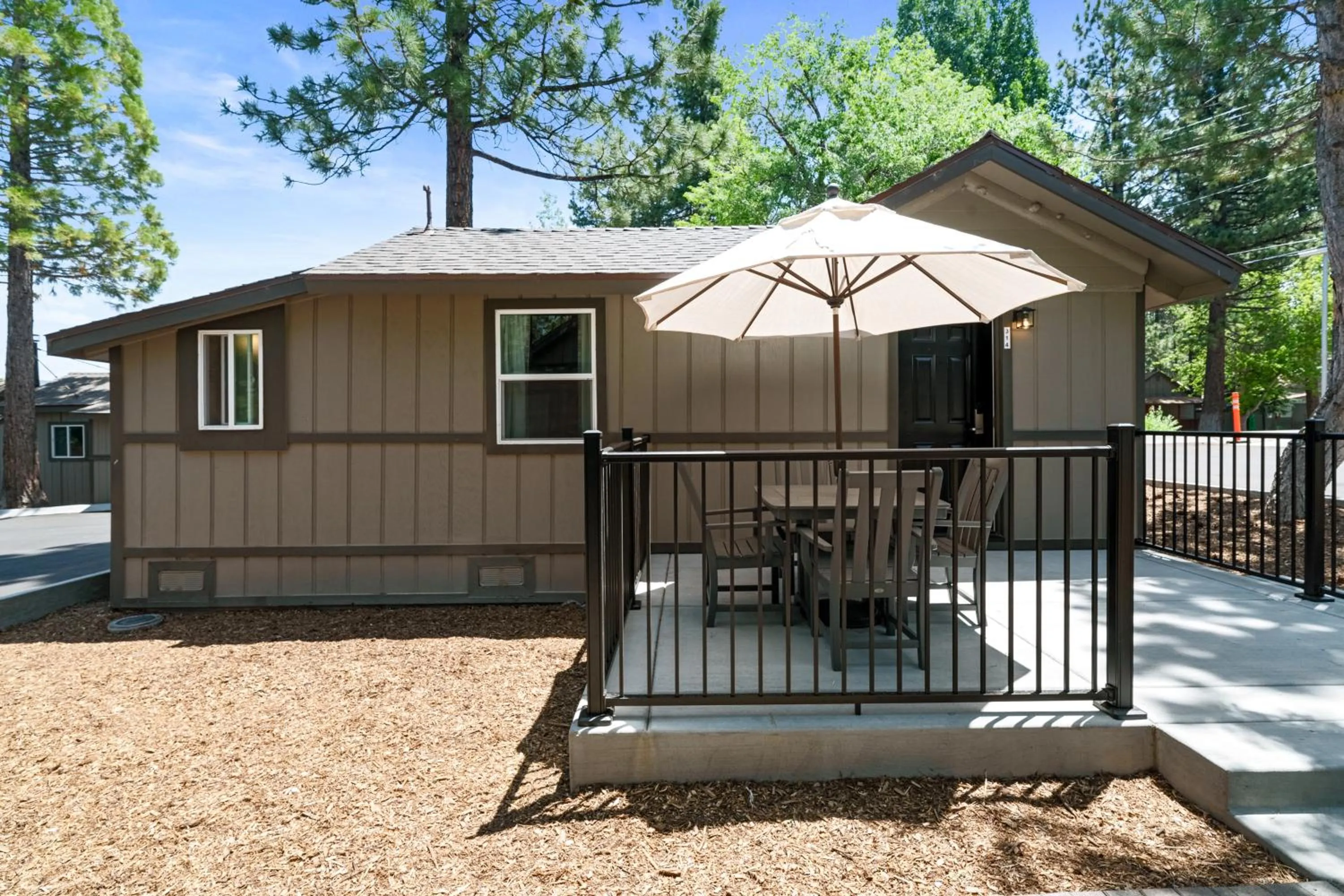 Superior Chalet in Big Bear Frontier