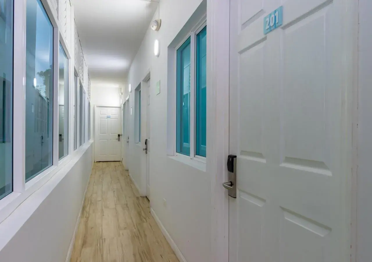 Facade/entrance in Aqualina Inn Facade/entrance in Aqualina Inn