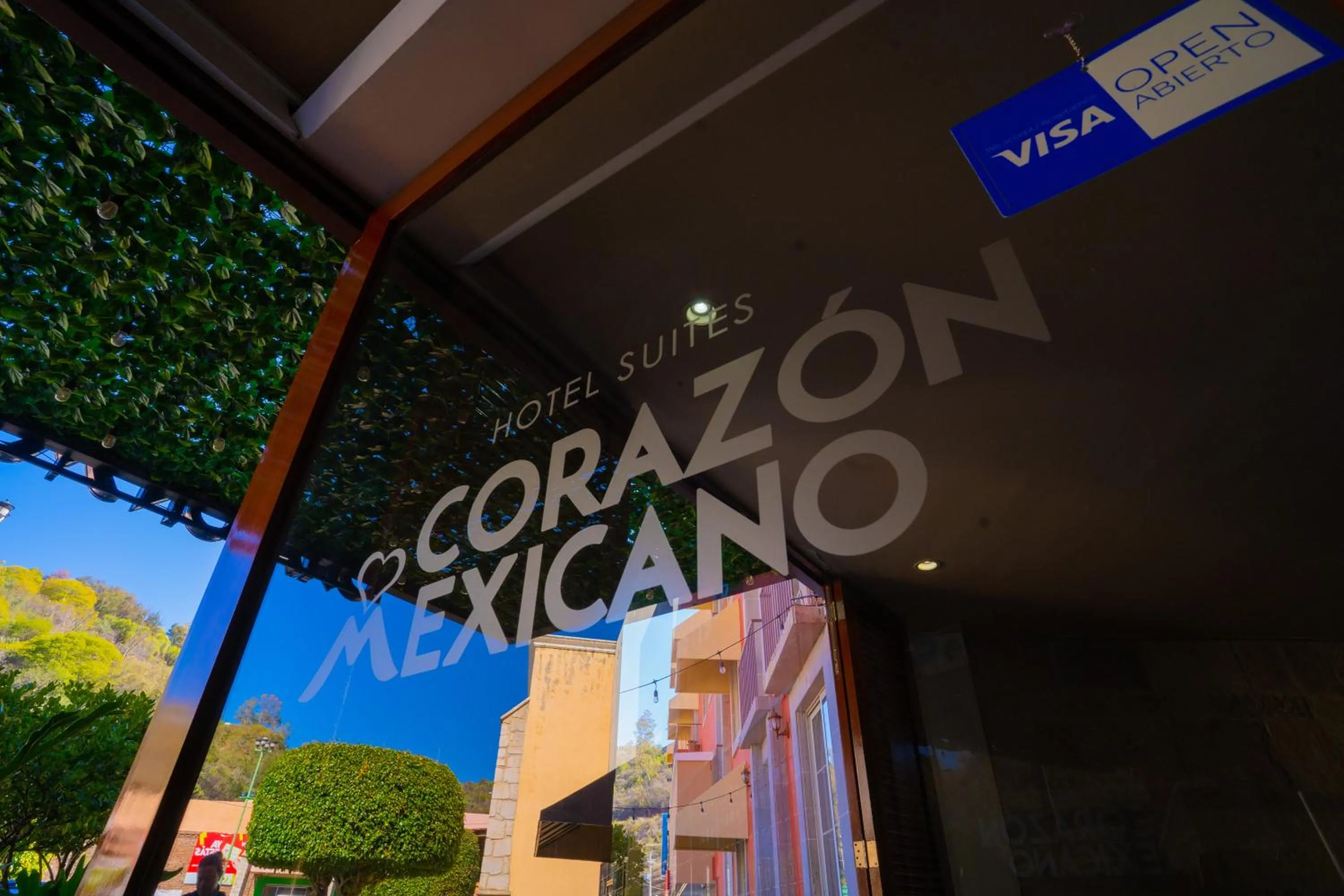 Facade/entrance in Hotel Suites Corazón Mexicano