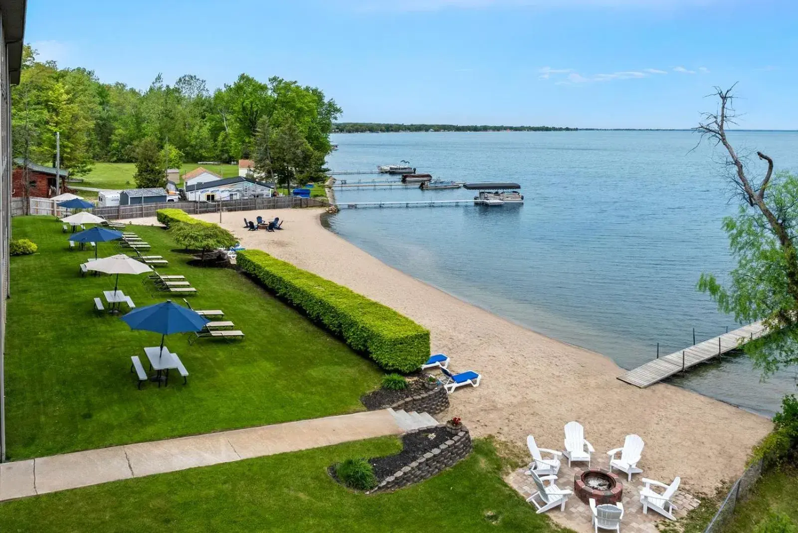 Beachfront Hotel Houghton Lake Beachfront Hotel Houghton Lake