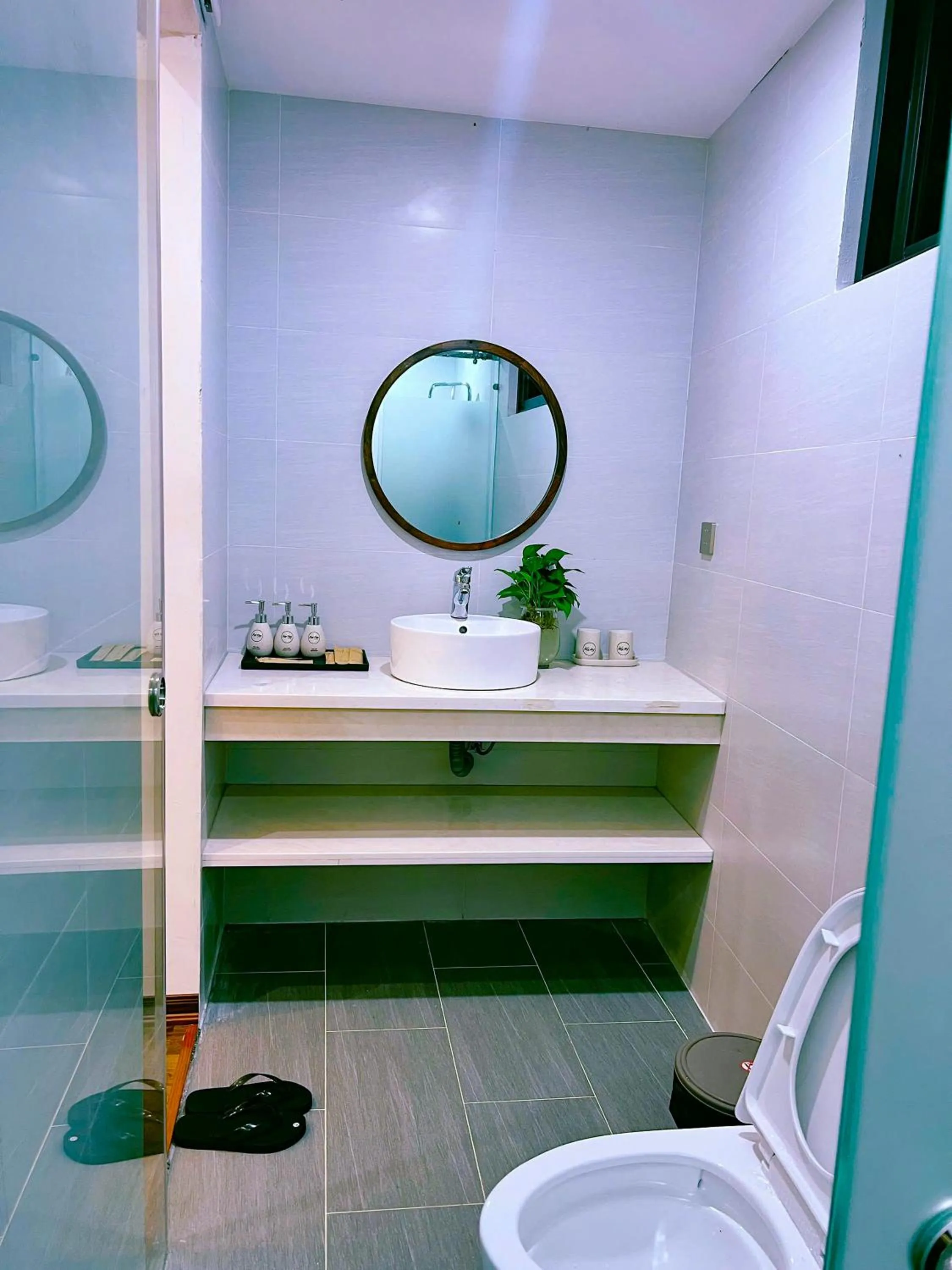 Toilet in For You Ninh Binh Boutique