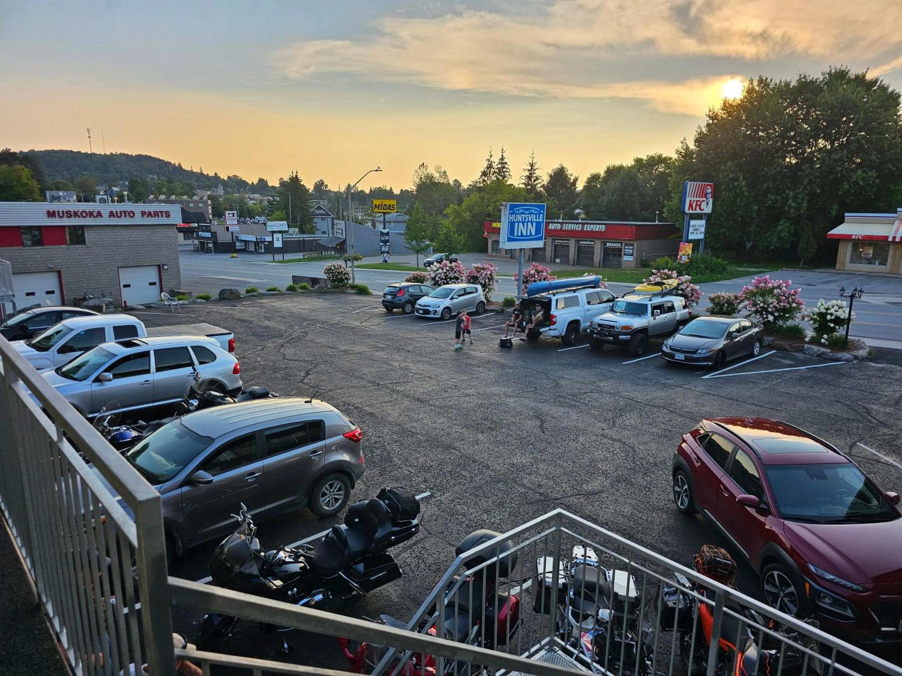 Natural landscape in Huntsville Inn