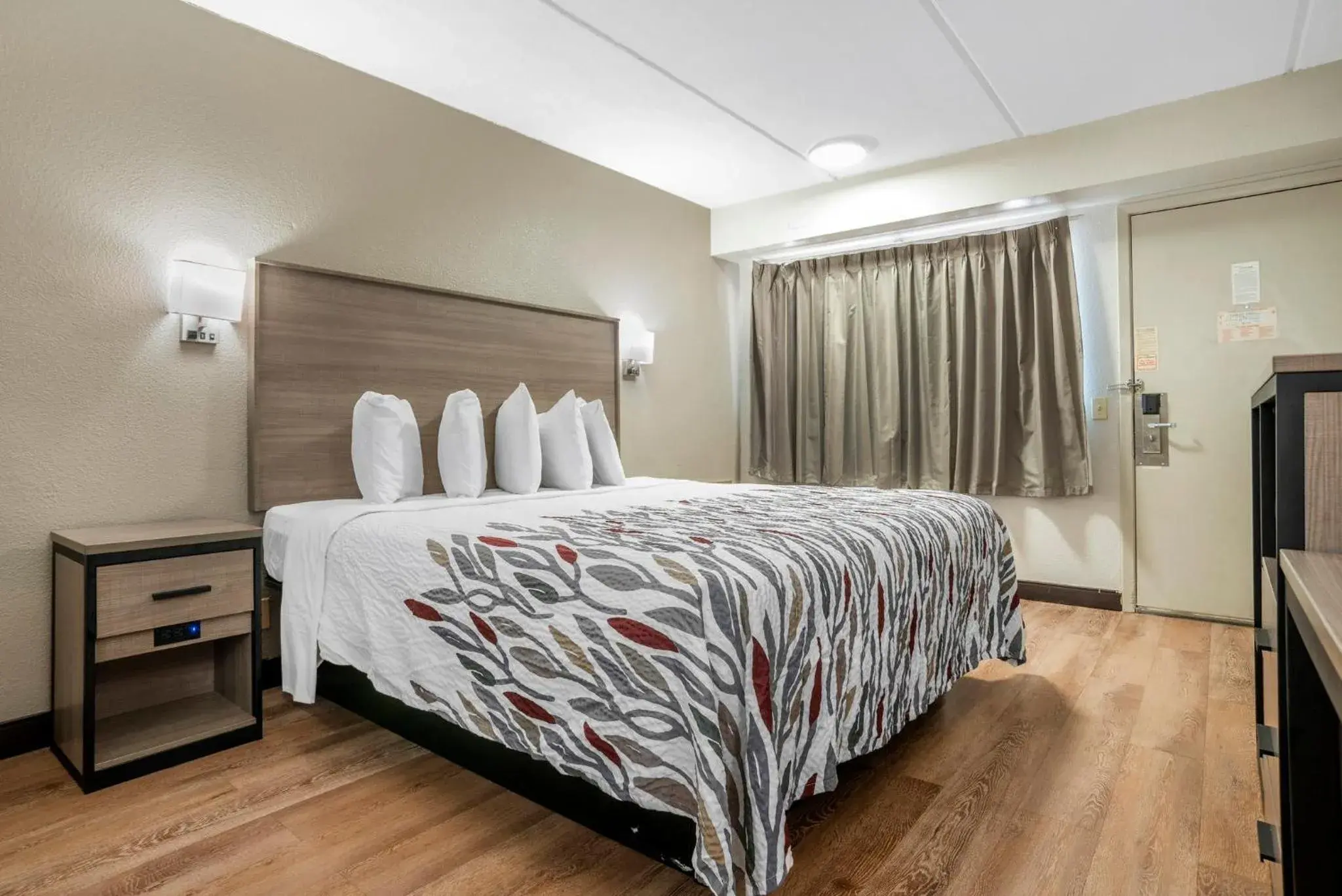 Bedroom, Bed in Red Roof Inn West Monroe Bedroom, Bed in Red Roof Inn West Monroe