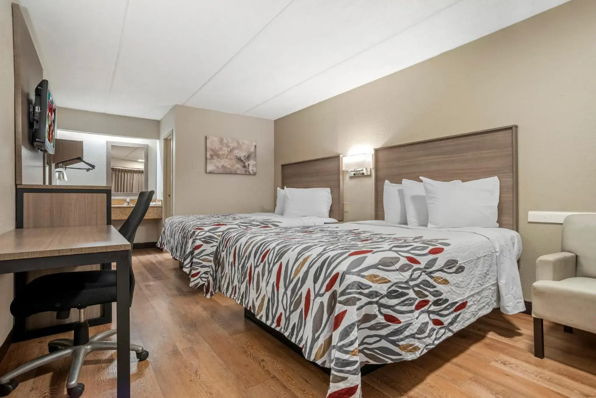 Photo of the whole room, Bed in Red Roof Inn West Monroe Photo of the whole room, Bed in Red Roof Inn West Monroe