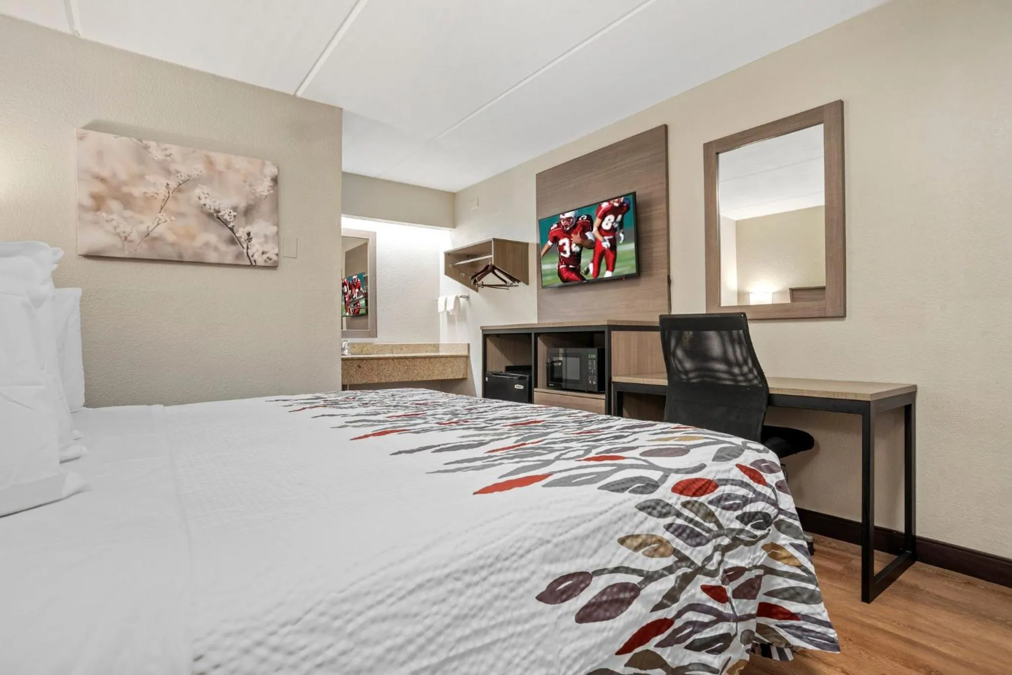 Bedroom, Bed in Red Roof Inn West Monroe