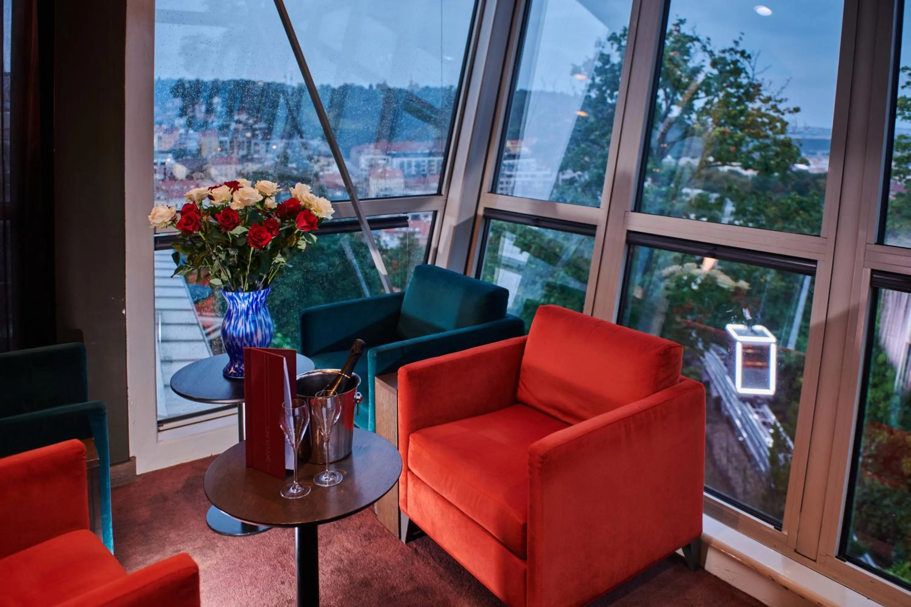 Lounge or bar in NH Collection Prague