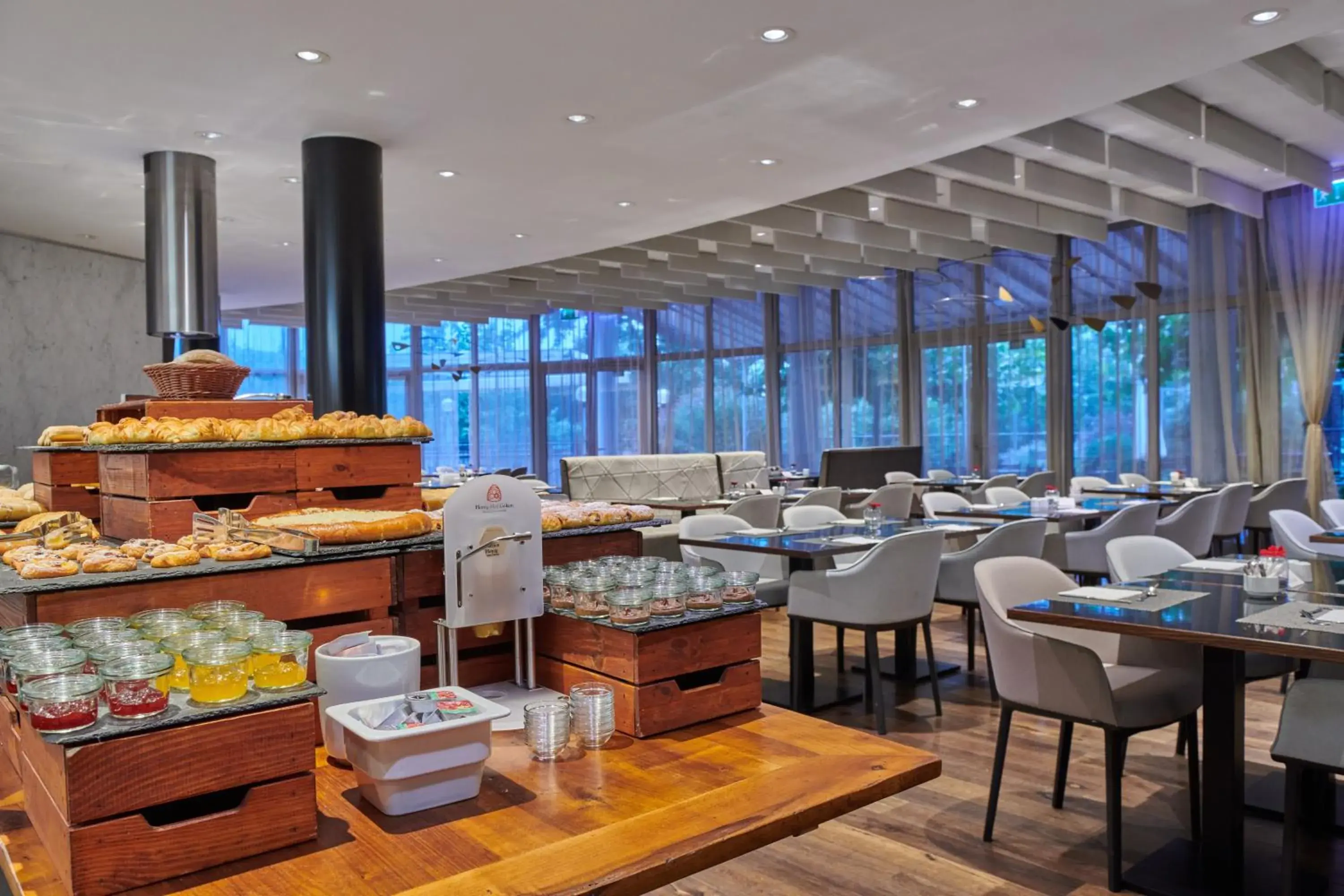 Restaurant/places to eat in NH Collection Prague Restaurant/places to eat in NH Collection Prague