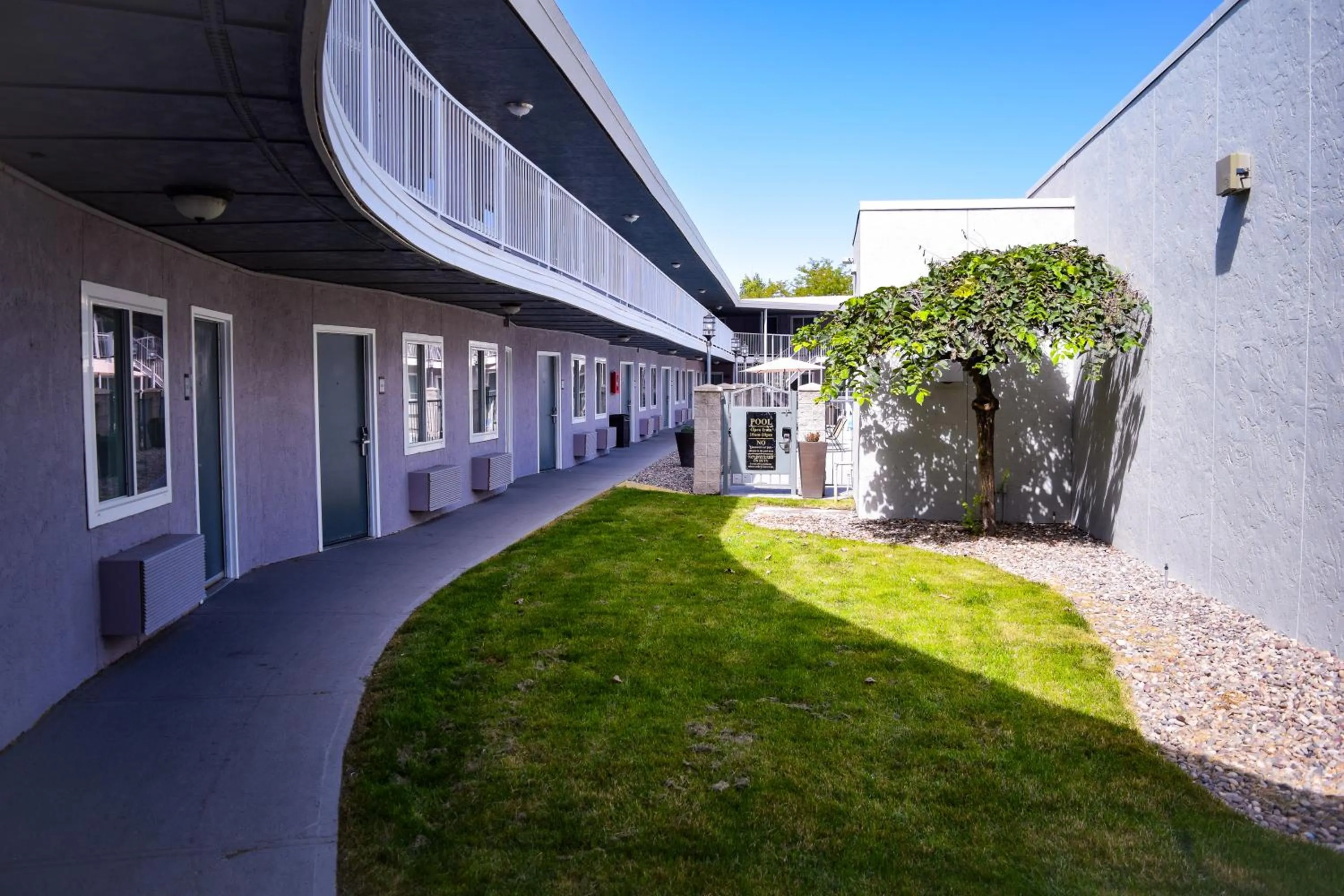 Property building in Quality Inn Idaho Falls