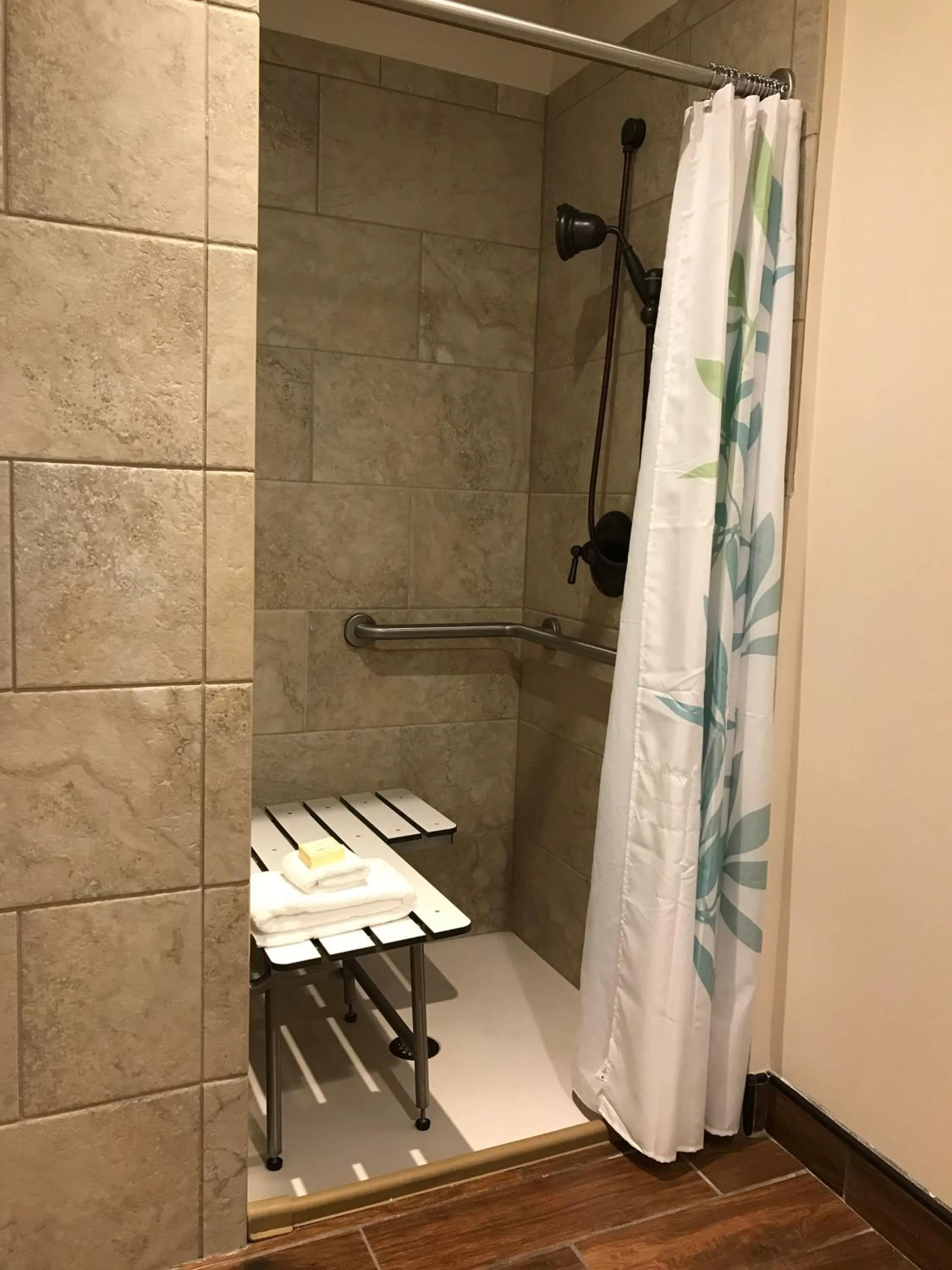 Bathroom in Village Hotel on Biltmore Estate