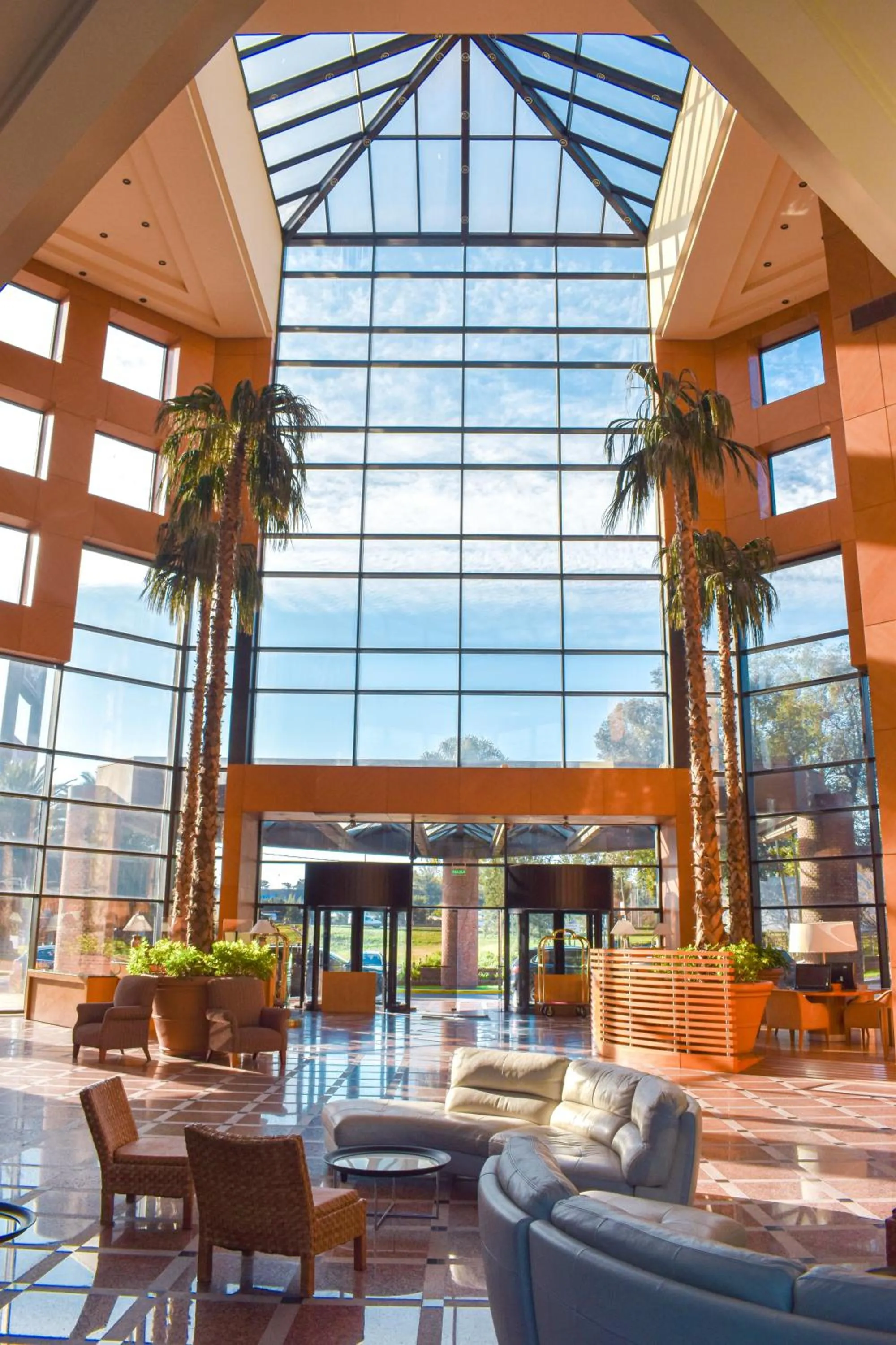 Facade/entrance in Sheraton Pilar Hotel & Convention Center