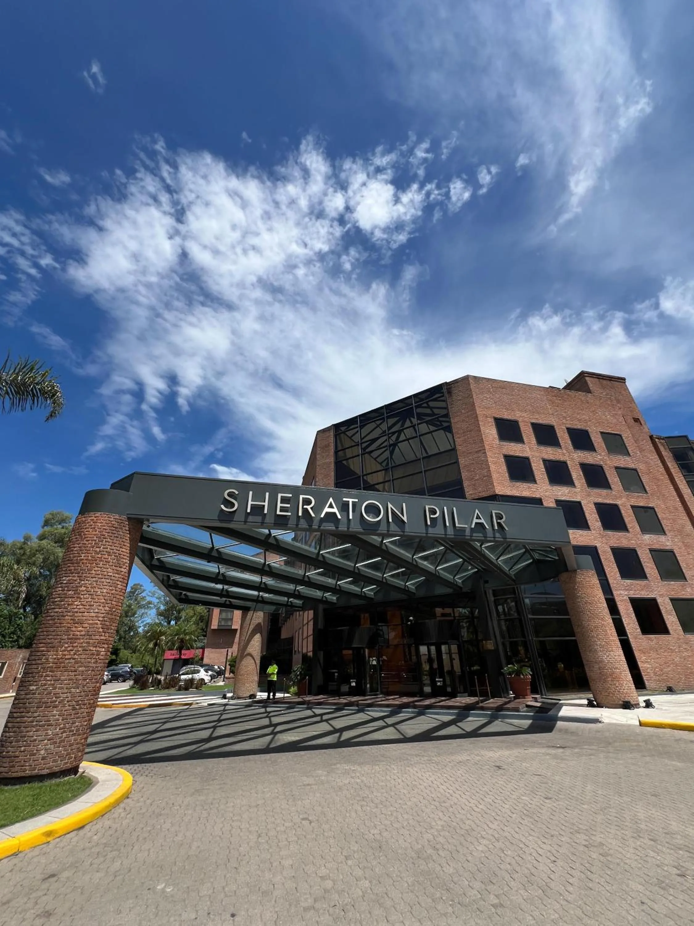 Property building in Sheraton Pilar Hotel & Convention Center