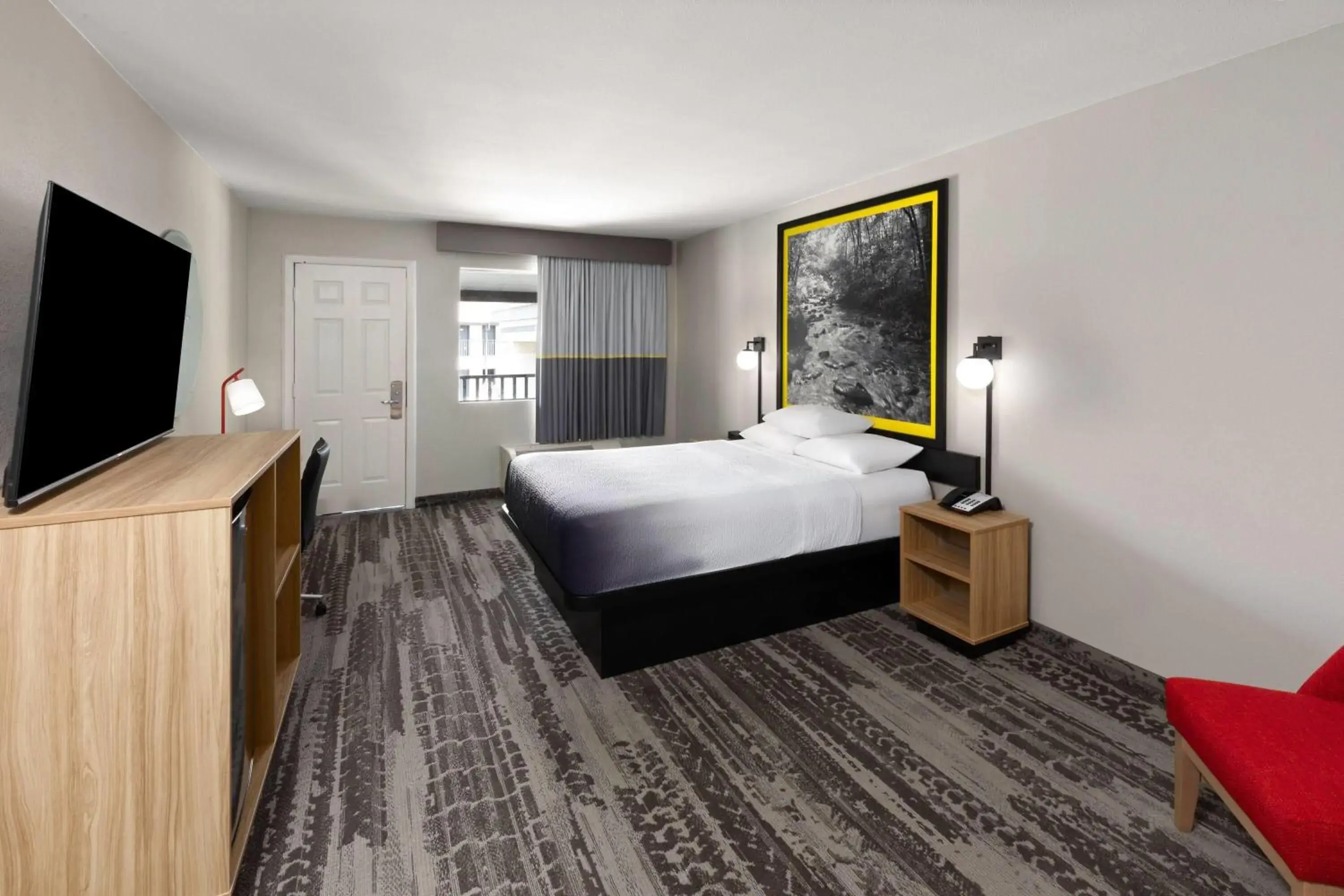 Photo of the whole room, Bed in Super 8 by Wyndham Temple S General Bruce Photo of the whole room, Bed in Super 8 by Wyndham Temple S General Bruce