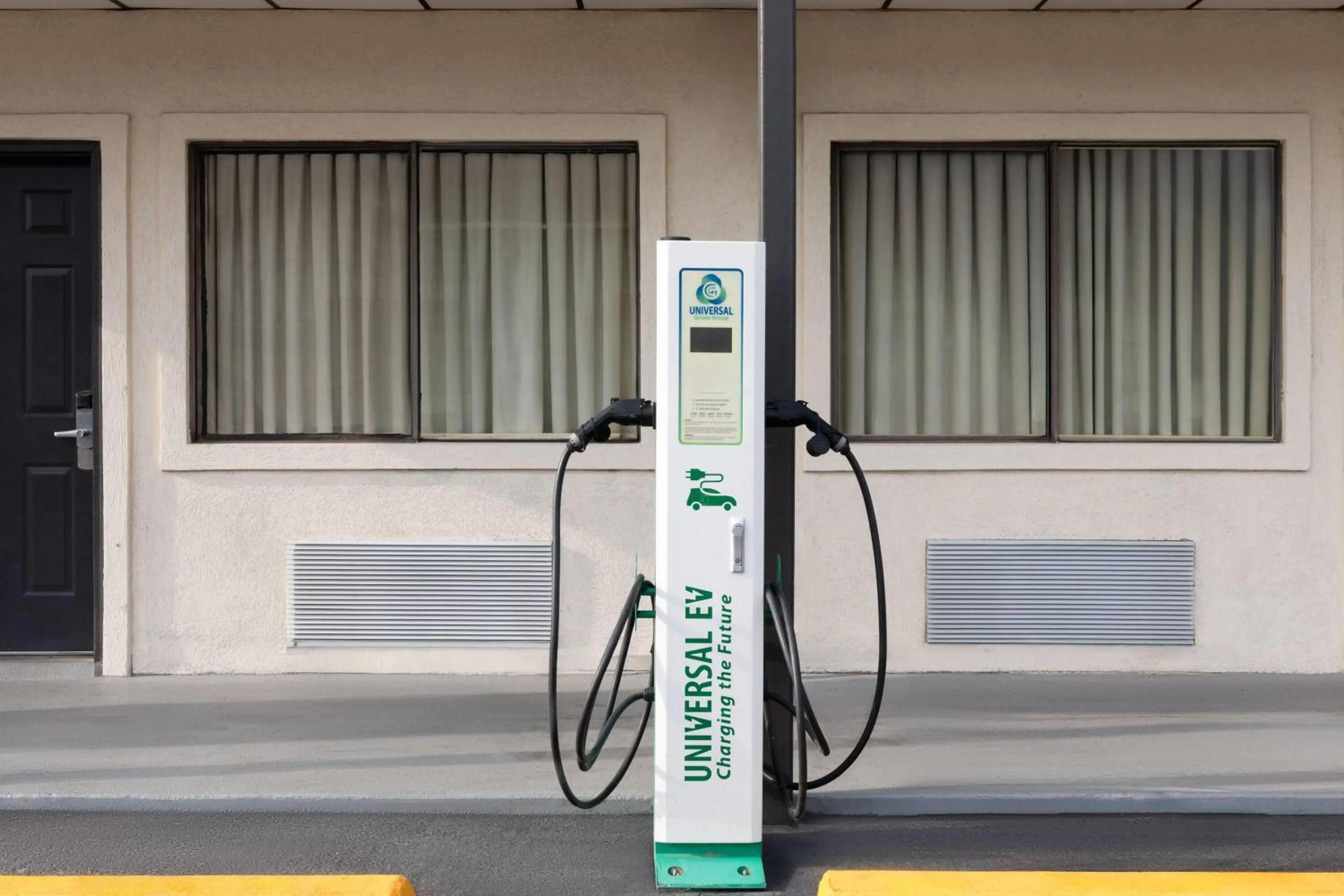 Property building in Super 8 by Wyndham Temple S General Bruce