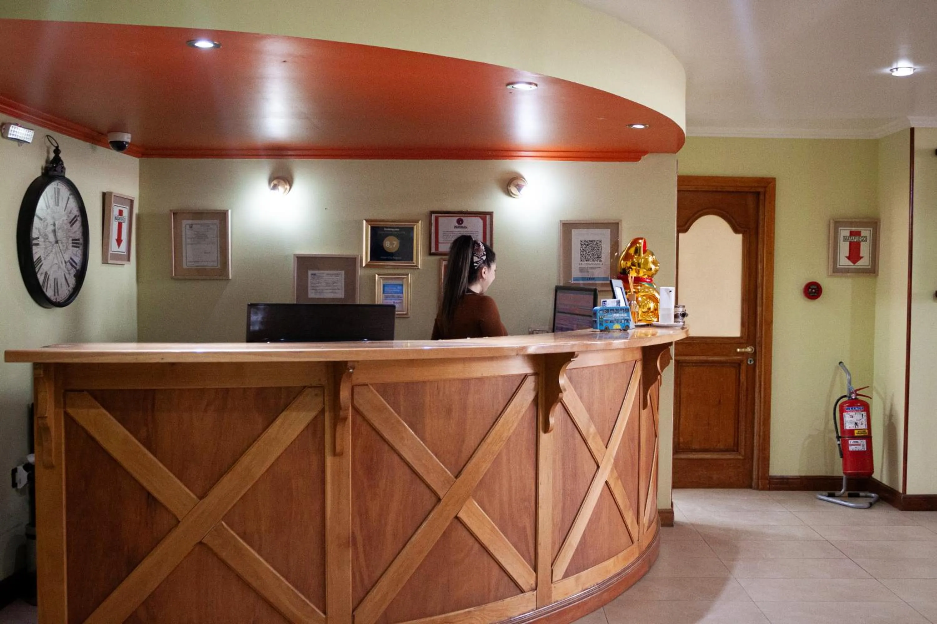 Property building in Hotel Villa Brescia