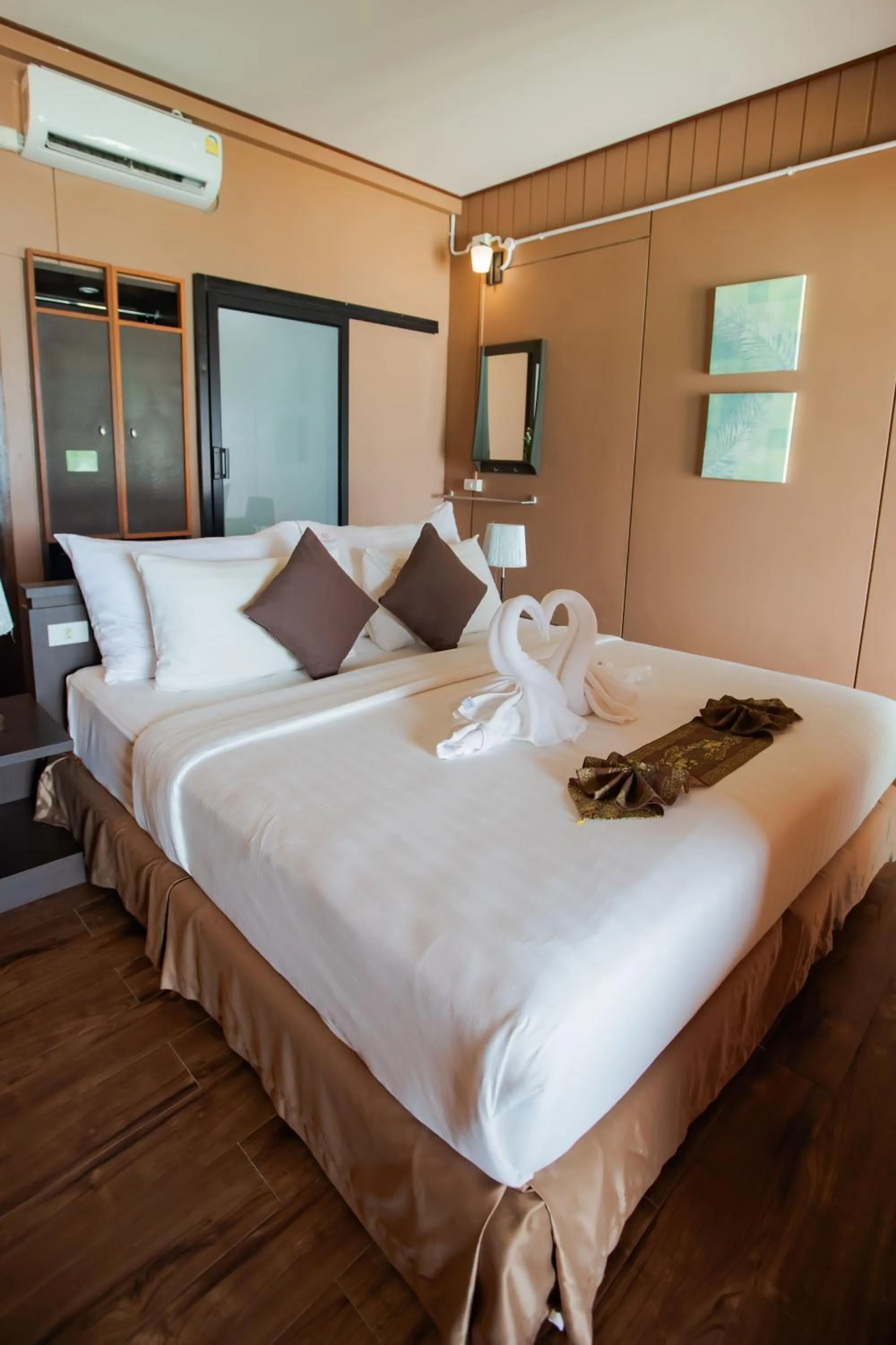 Bed in Chareena Hill Beach Resort