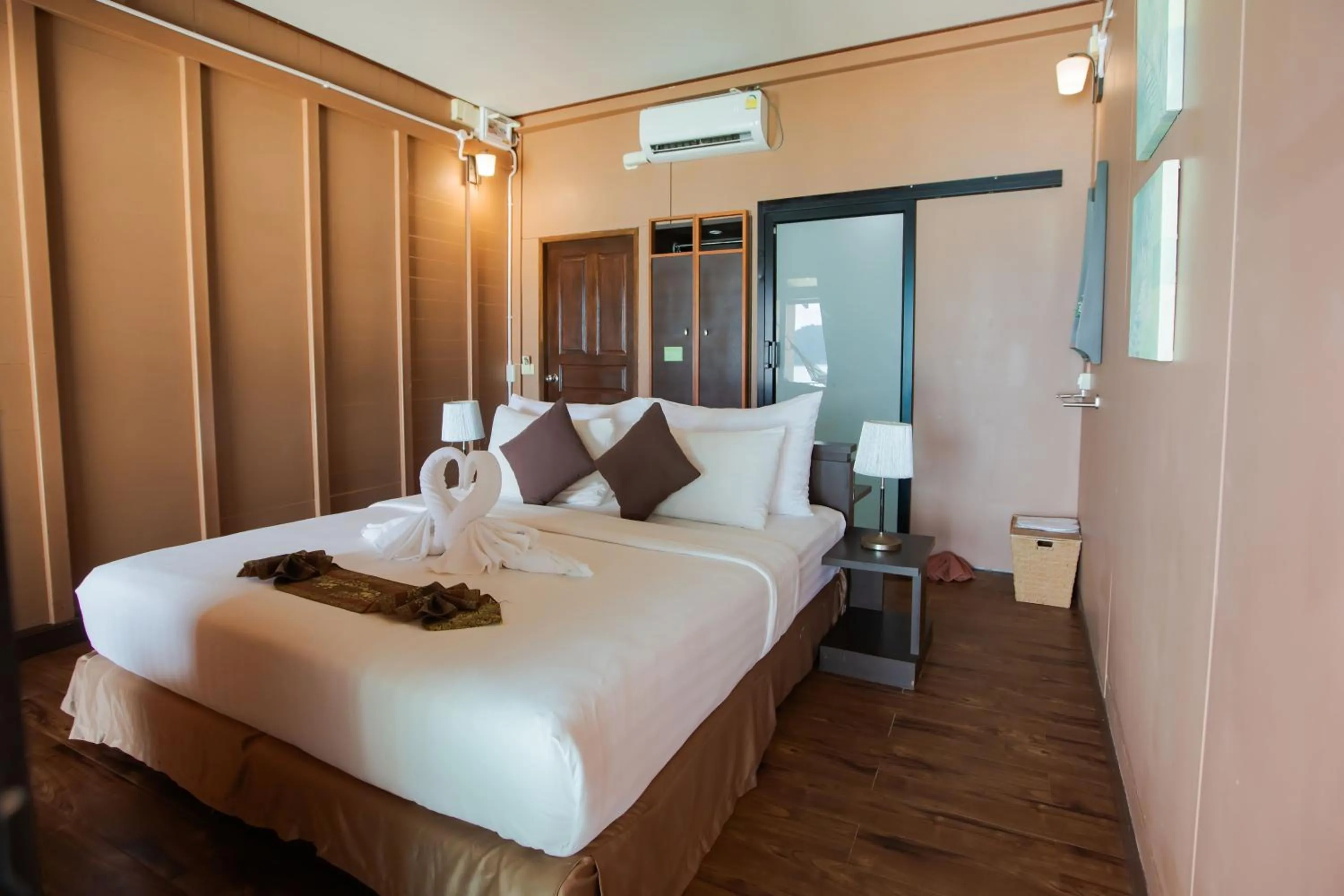 Bed in Chareena Hill Beach Resort