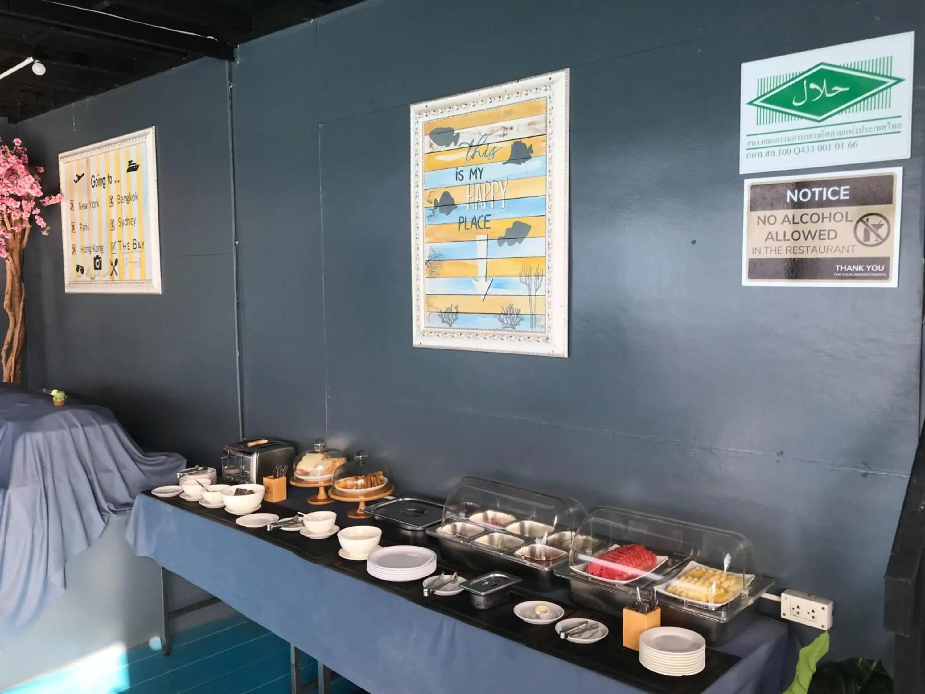 Food and drinks in Chareena Hill Beach Resort Food and drinks in Chareena Hill Beach Resort