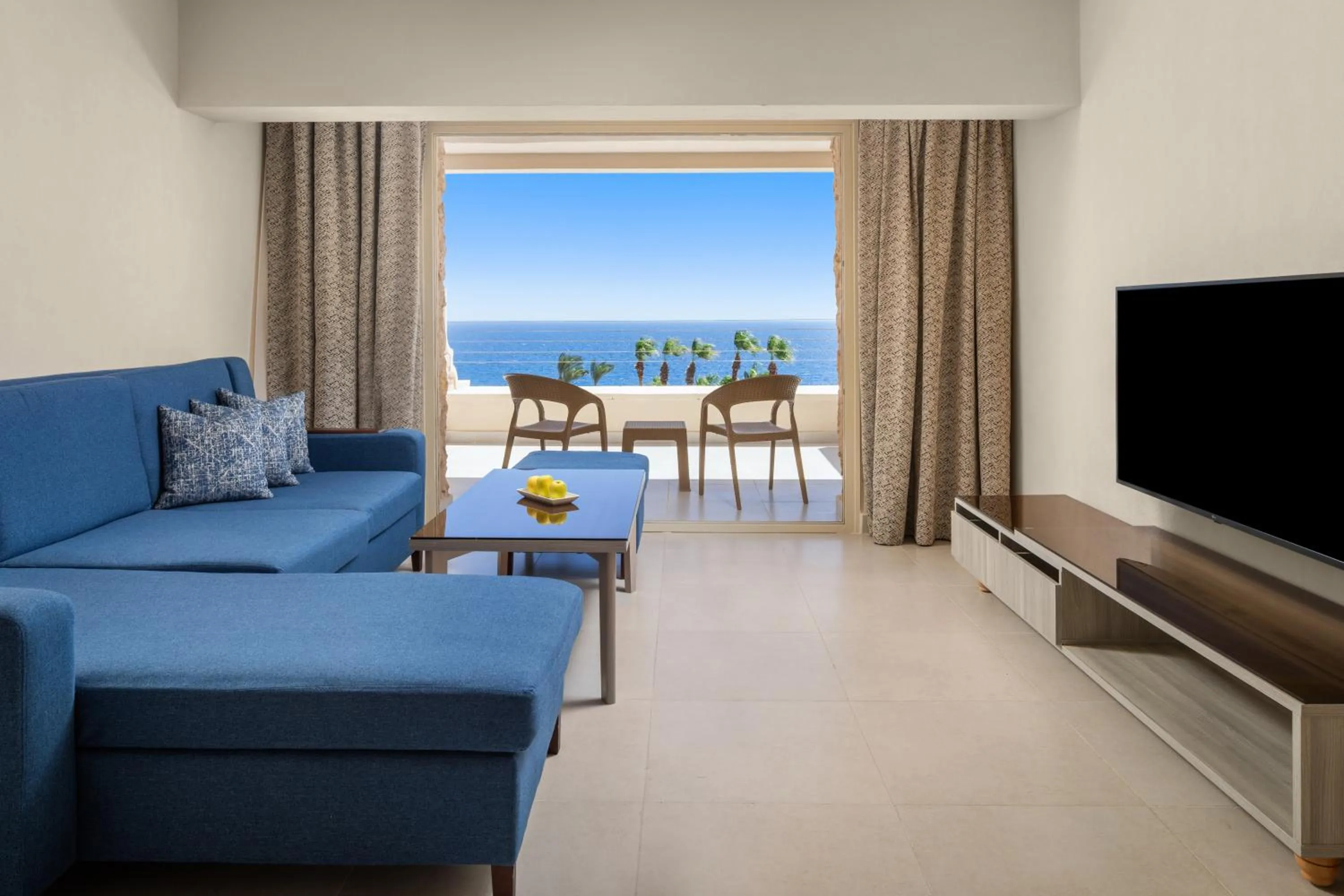 TV and multimedia in Pickalbatros Citadel Resort Sahl Hasheesh