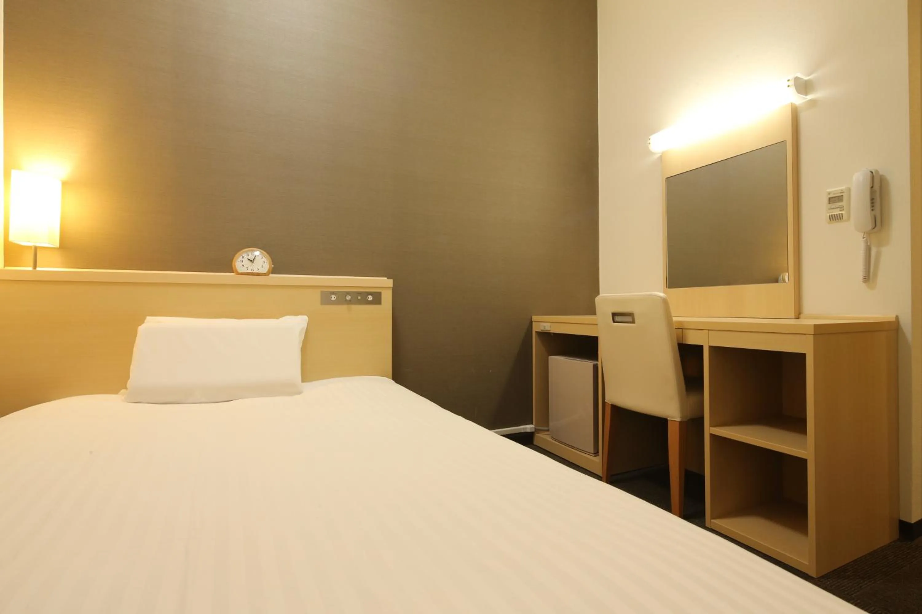 Bed in AB Hotel Mikawa Anjo Honkan