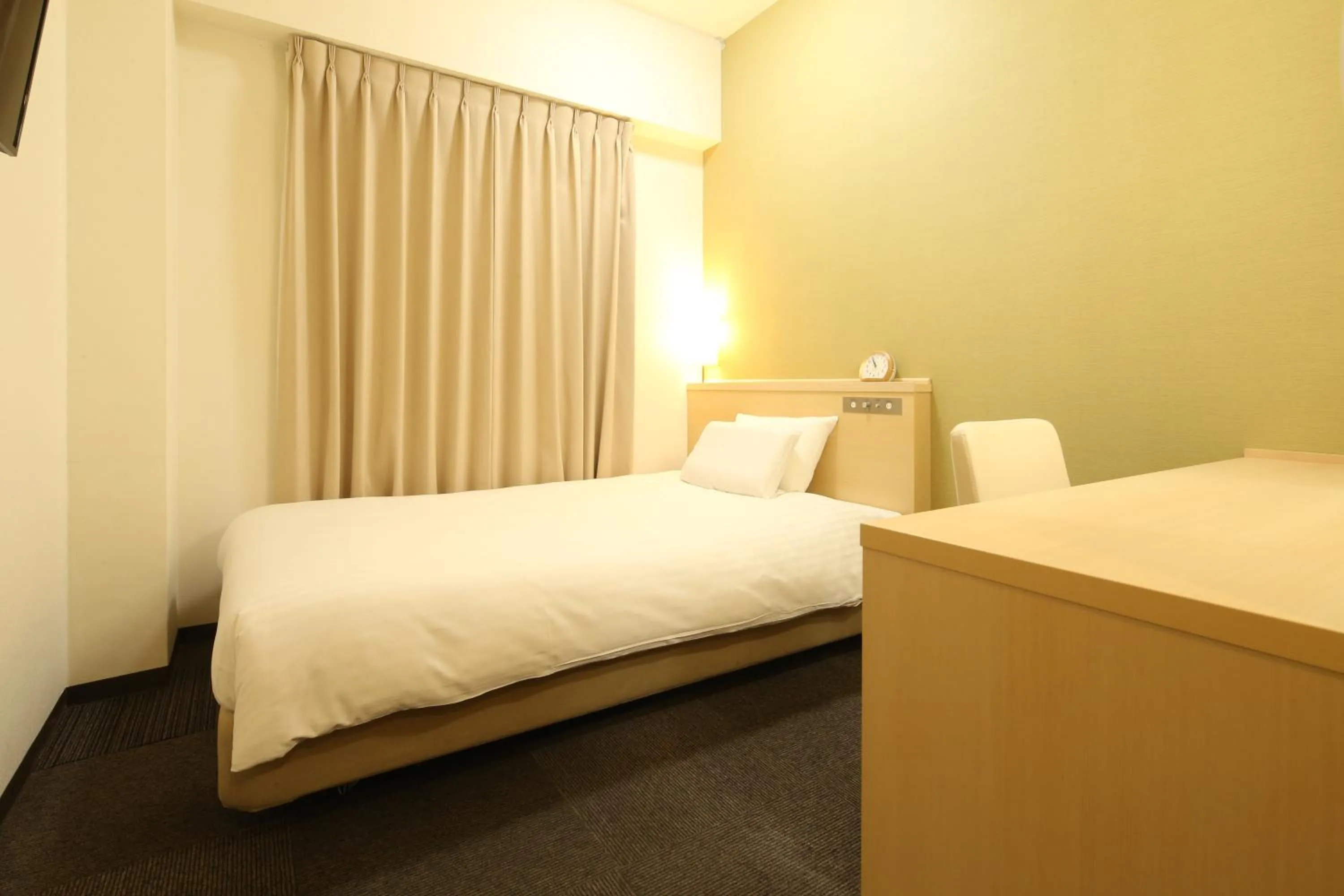 Bed in AB Hotel Mikawa Anjo Honkan