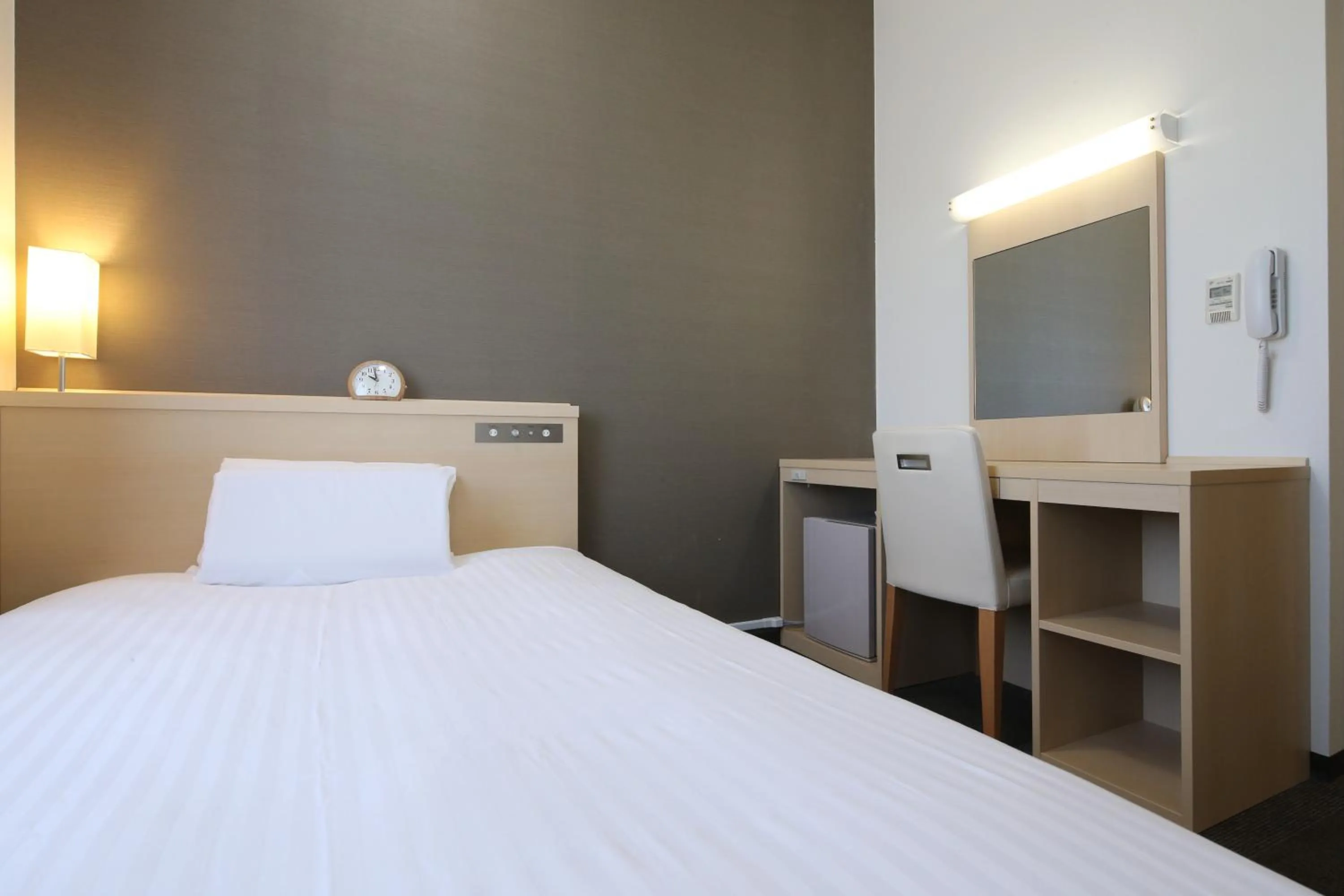 Bed in AB Hotel Mikawa Anjo Honkan