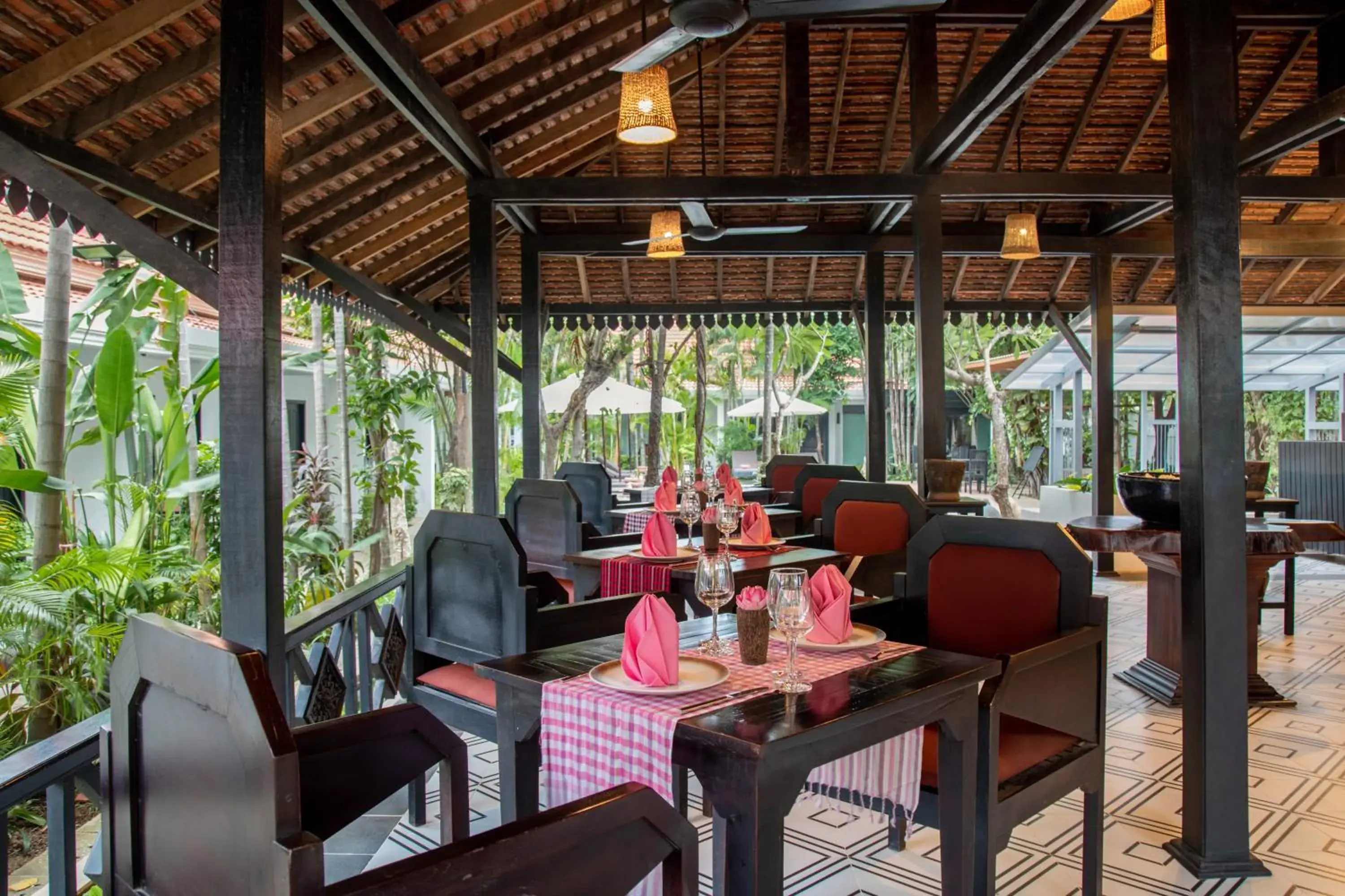 Restaurant/places to eat in The Oasis Harbor Restaurant/places to eat in The Oasis Harbor