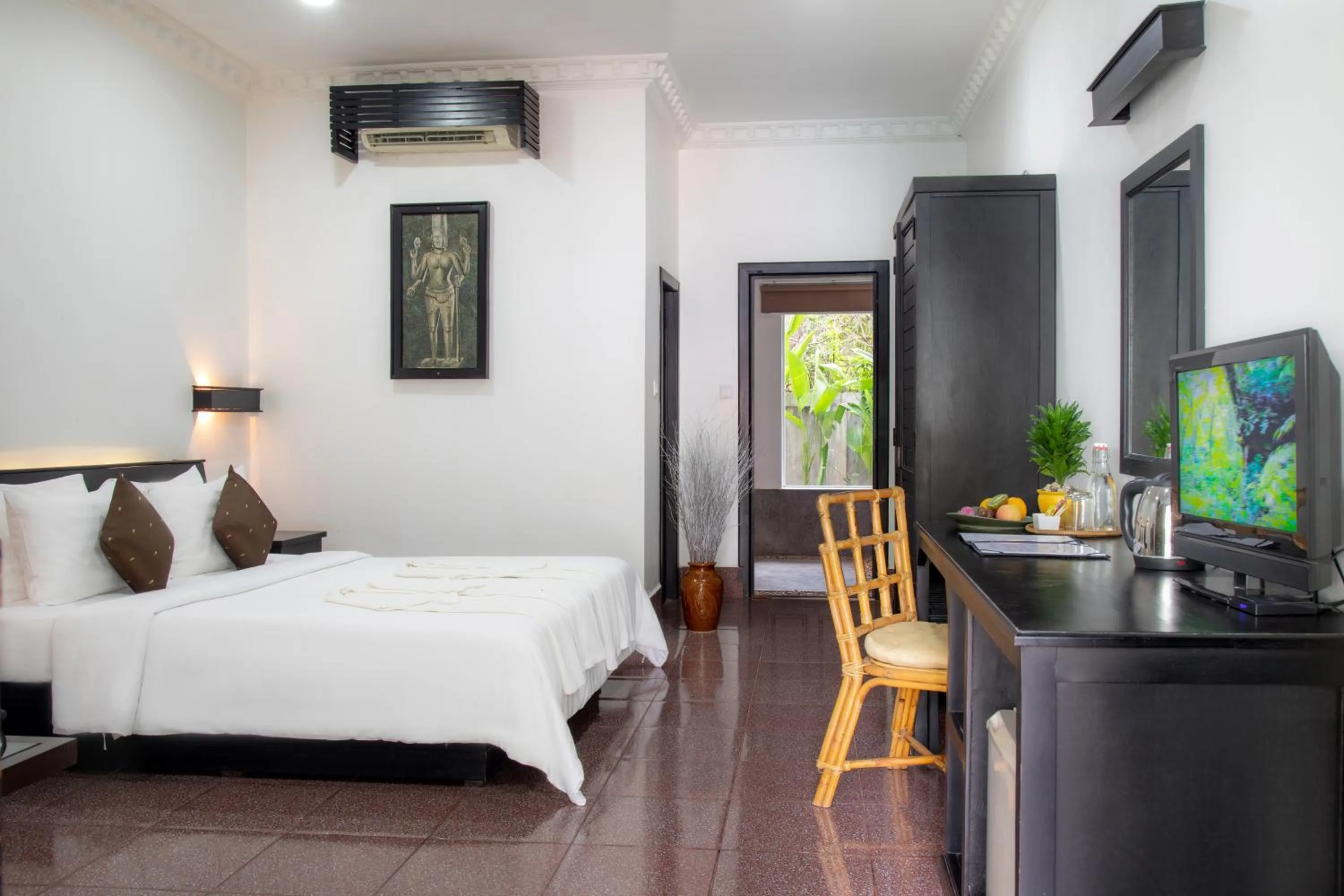 View (from property/room), Bed in The Oasis Harbor