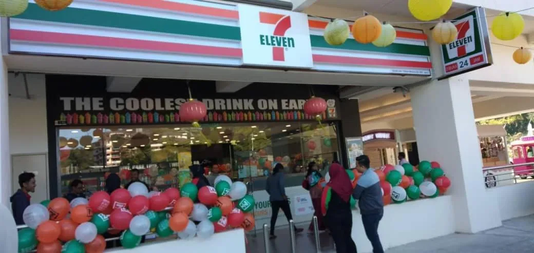 On-site shops in Peony Square Residences