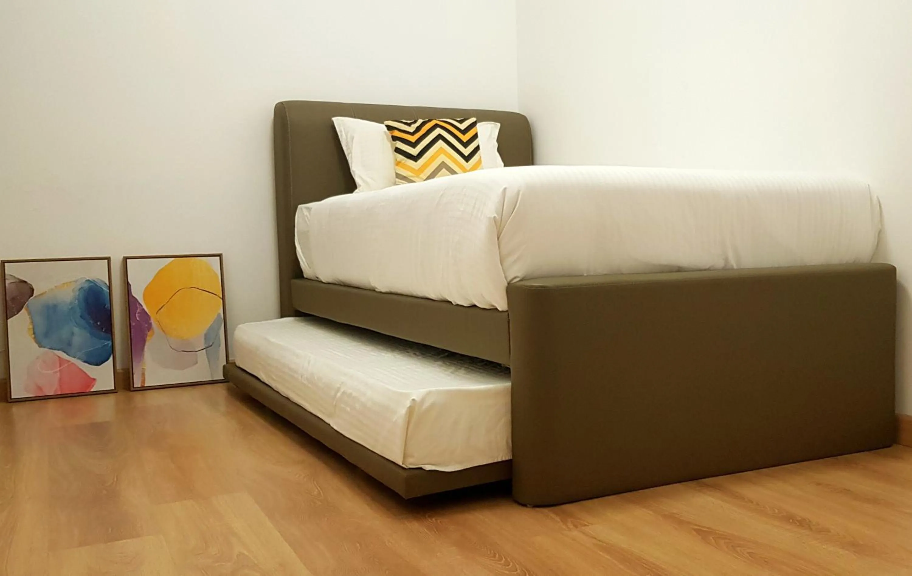 Photo of the whole room, Bed in Peony Square Residences