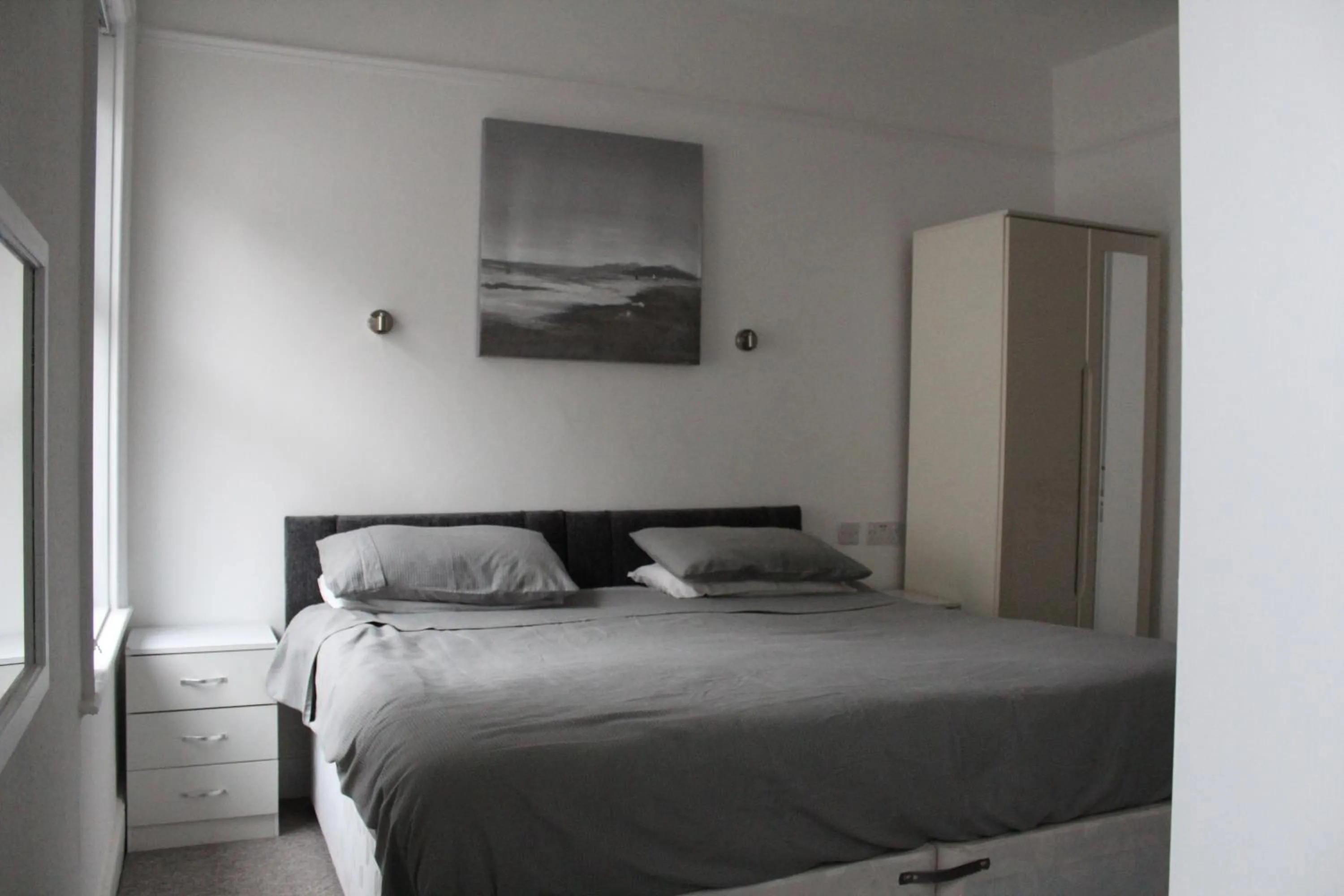 Bed in Bayside