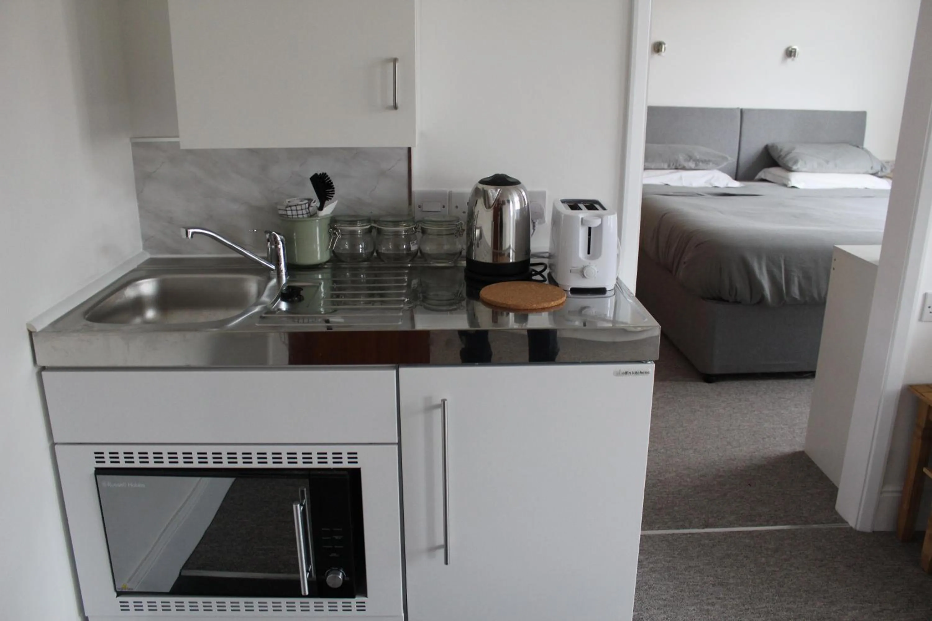 Kitchen or kitchenette in Bayside
